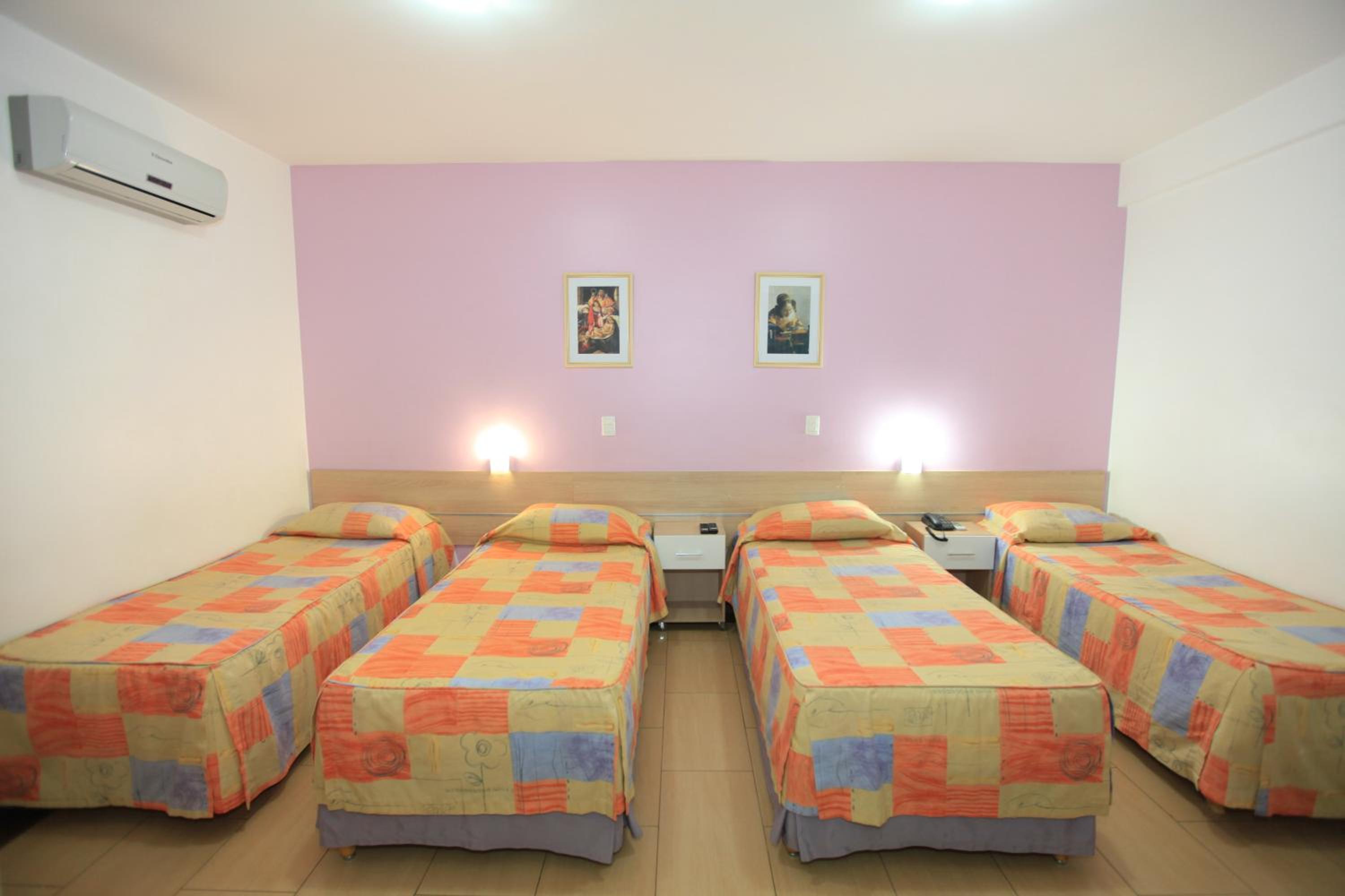 Deluxe Quadruple Room photo 2