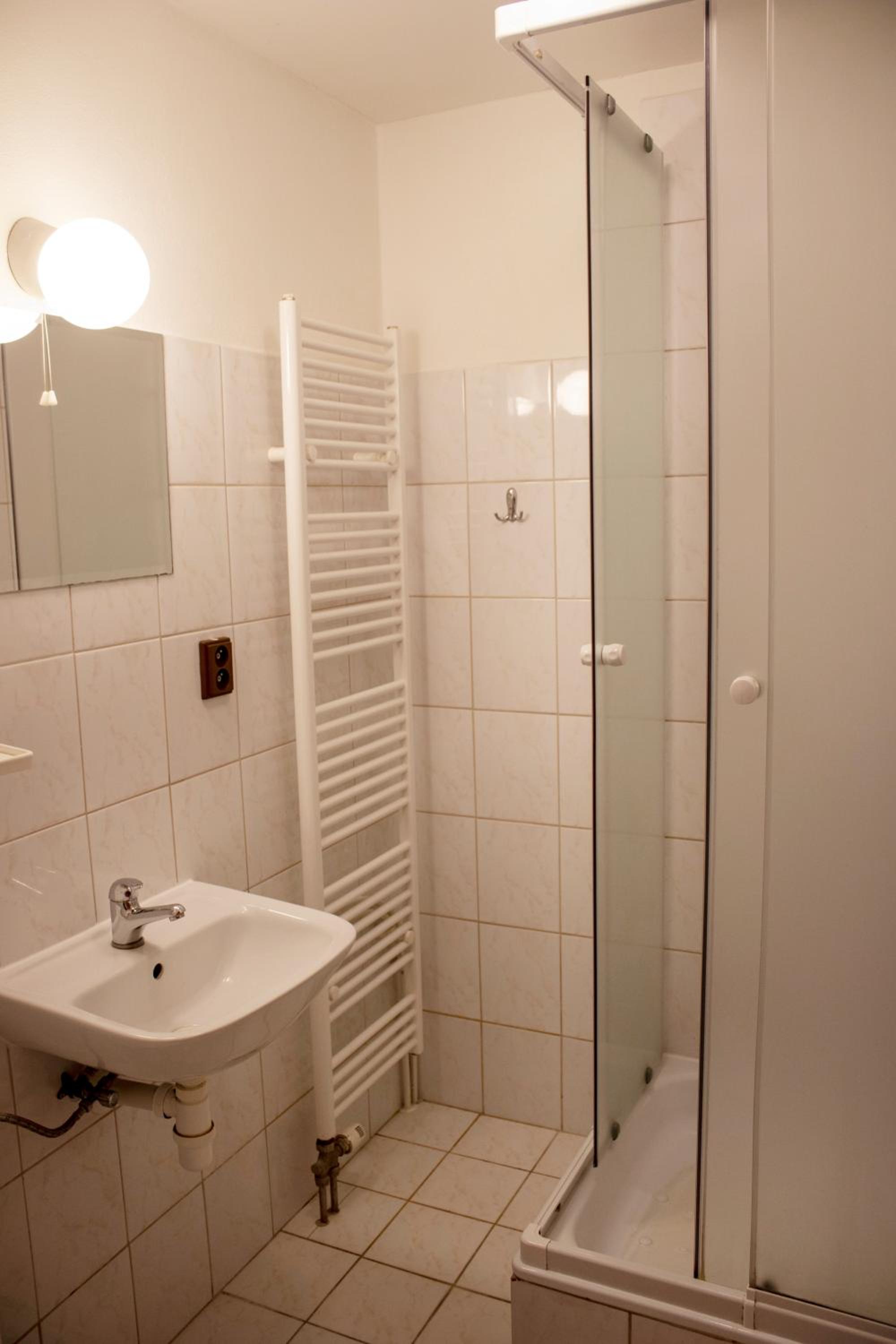 Triple Room - Photo 12