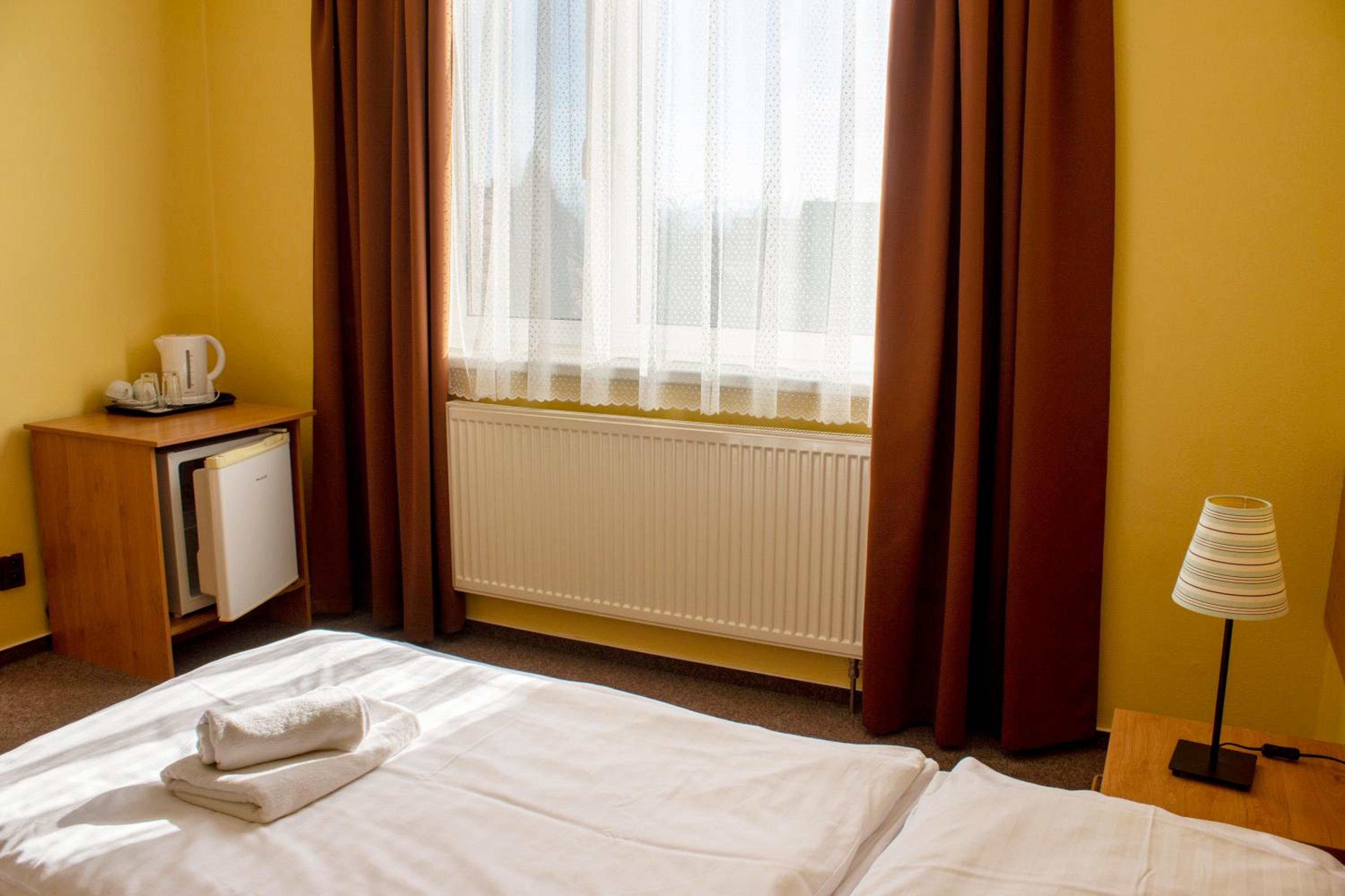 Single Room photo 2