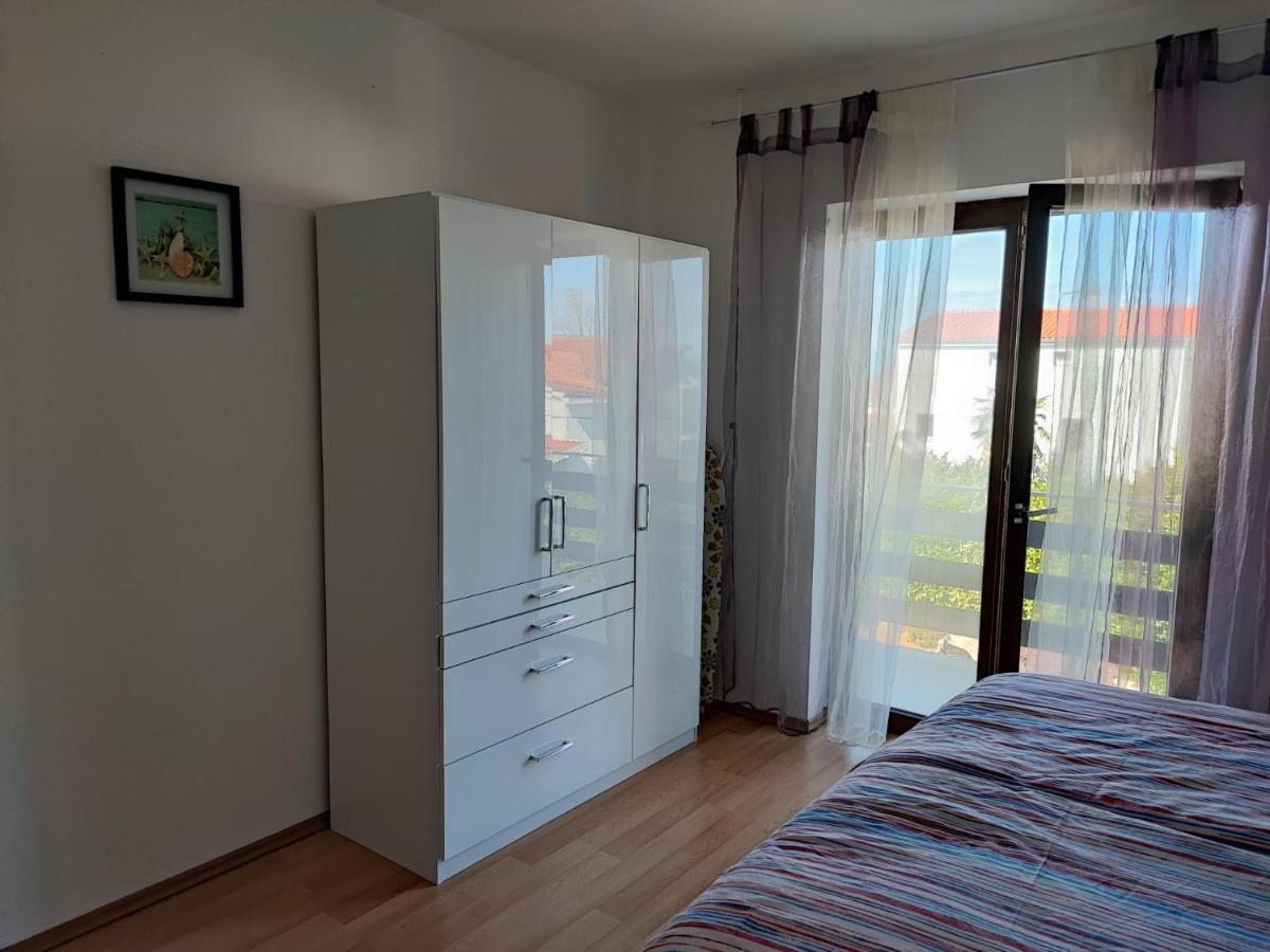 Three-Bedroom Apartment - Photo 11