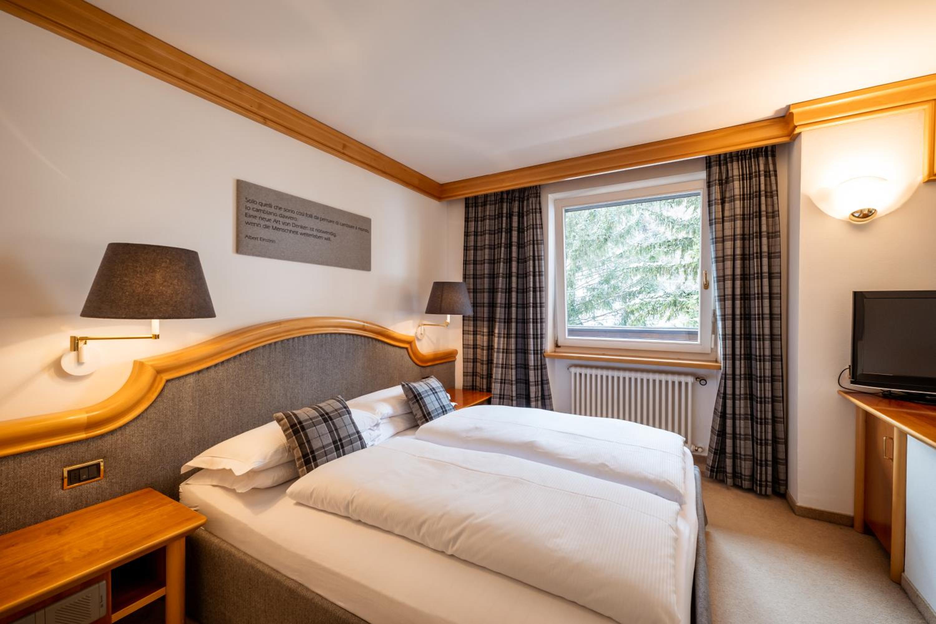 Superior Triple/Quadruple Room