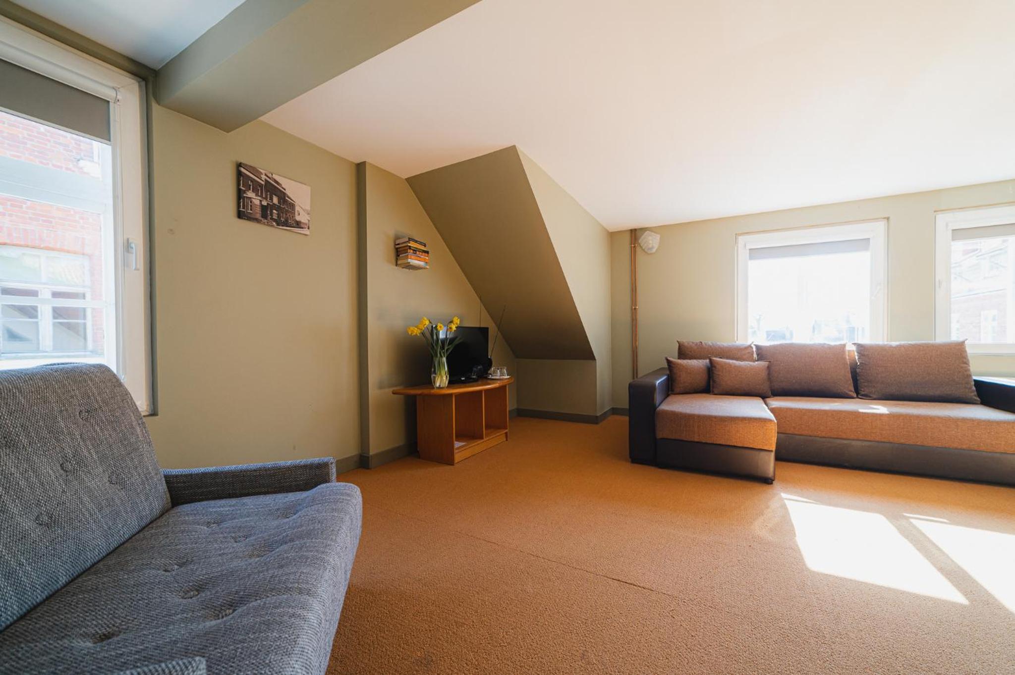 One-Bedroom Apartment (4 Adults)