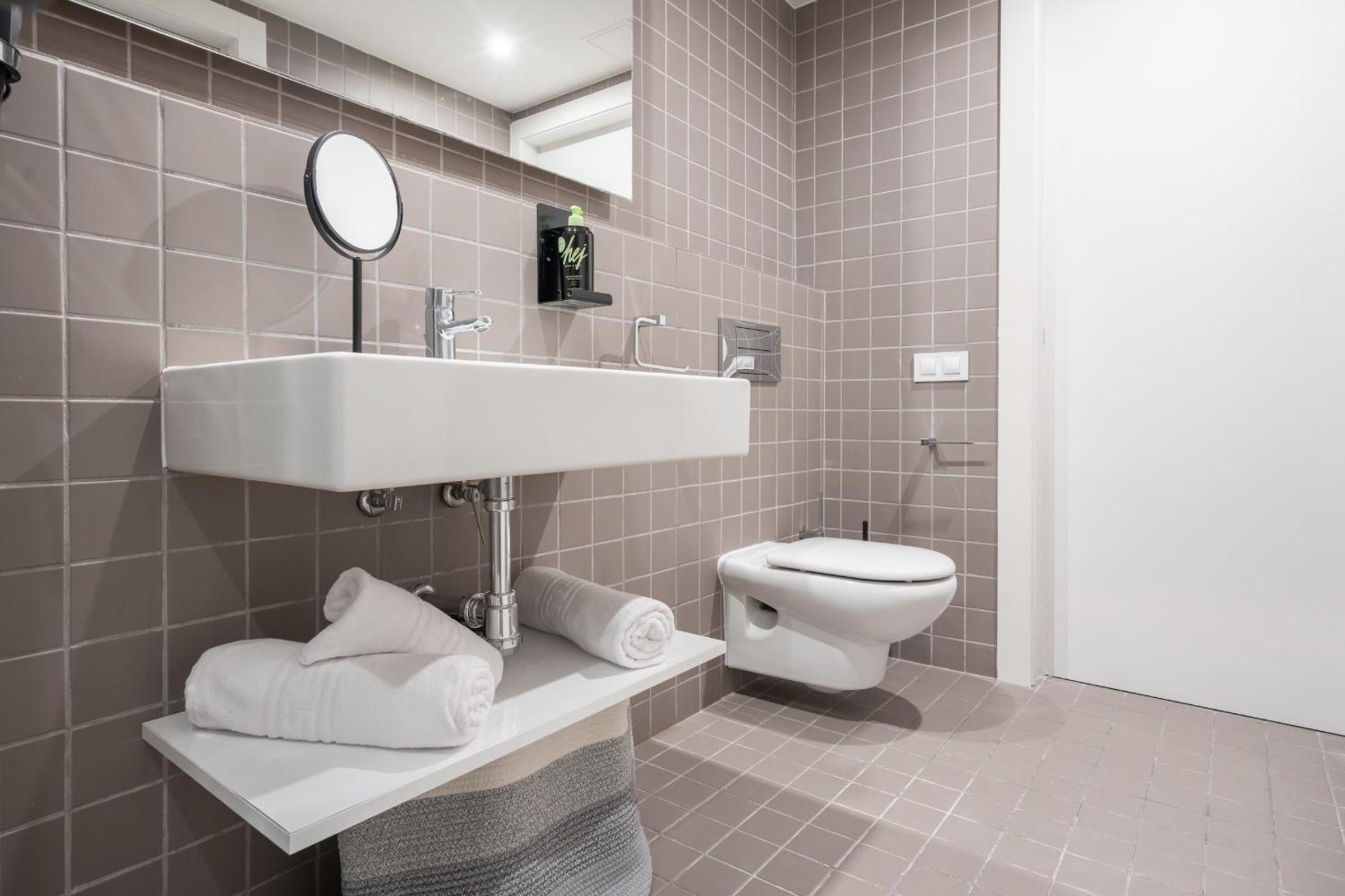 One-Bedroom Apartment (28+ nights) photo 3