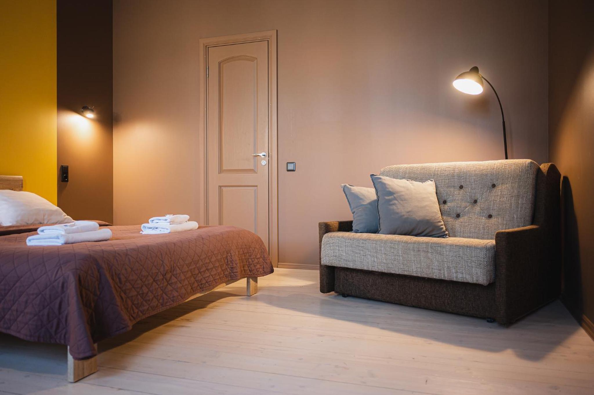 Double Room - Photo 11