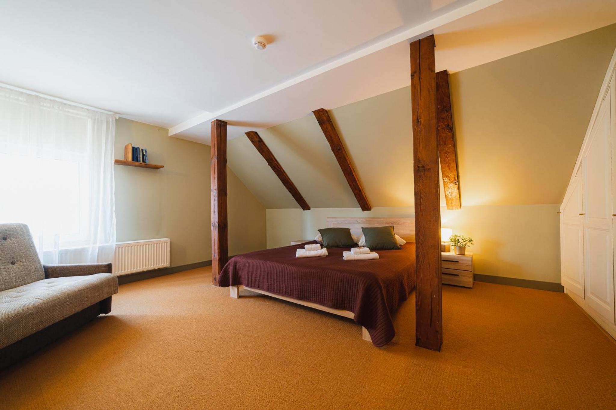 Double Room - Photo 14