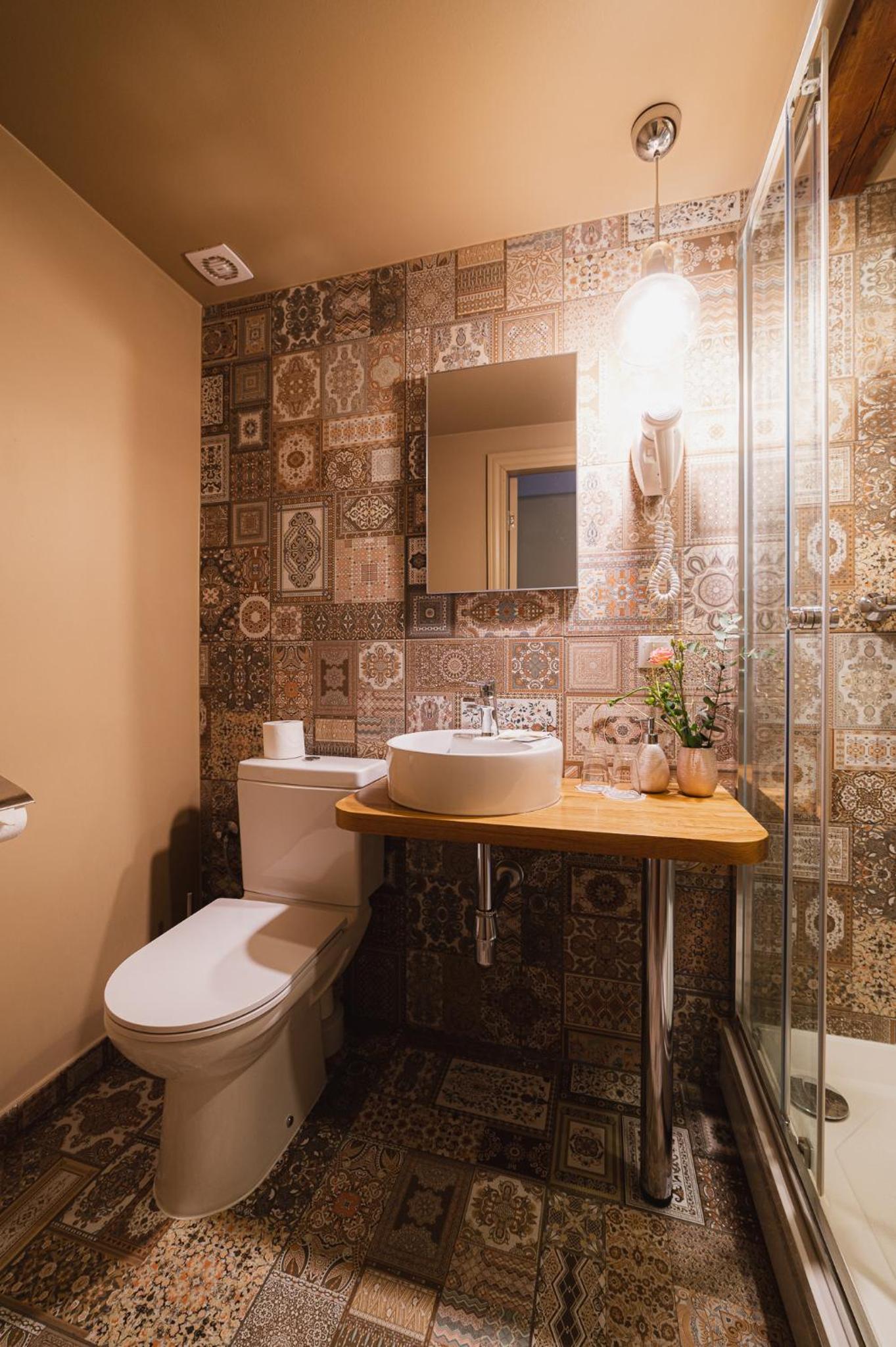 Double Room - Photo 2
