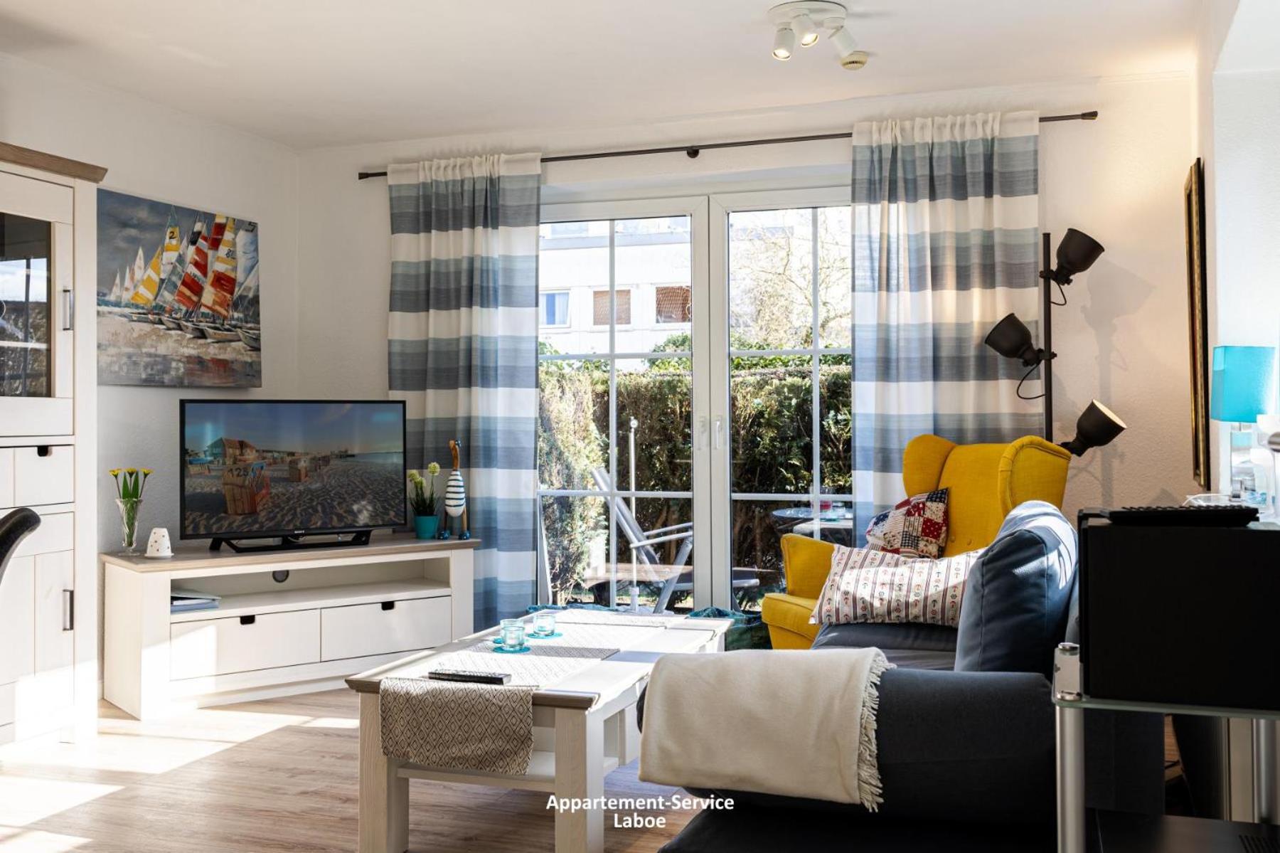Apartment with Terrace photo 1