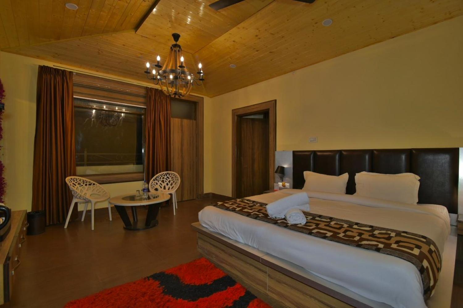 Deluxe Family Suite photo 2