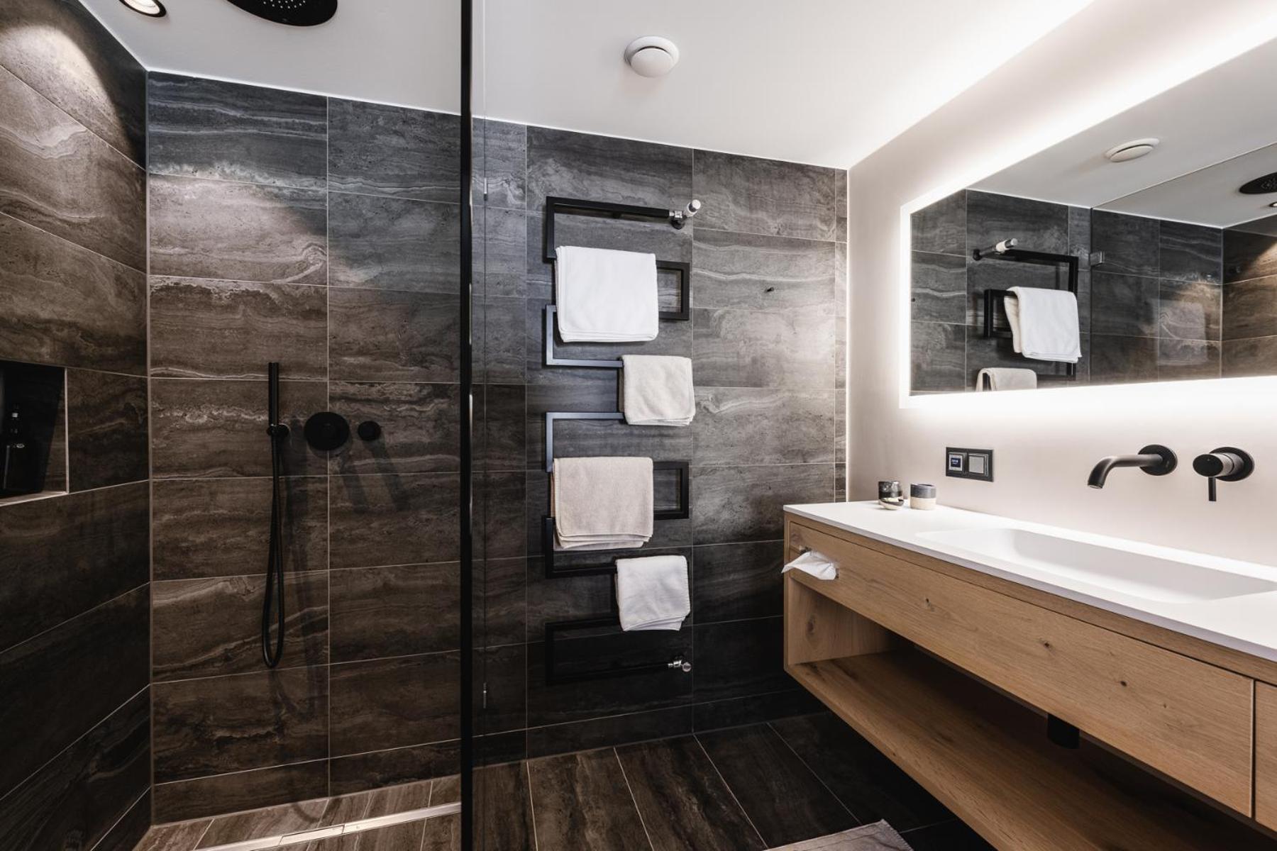 Deluxe Triple Room - Photo 4