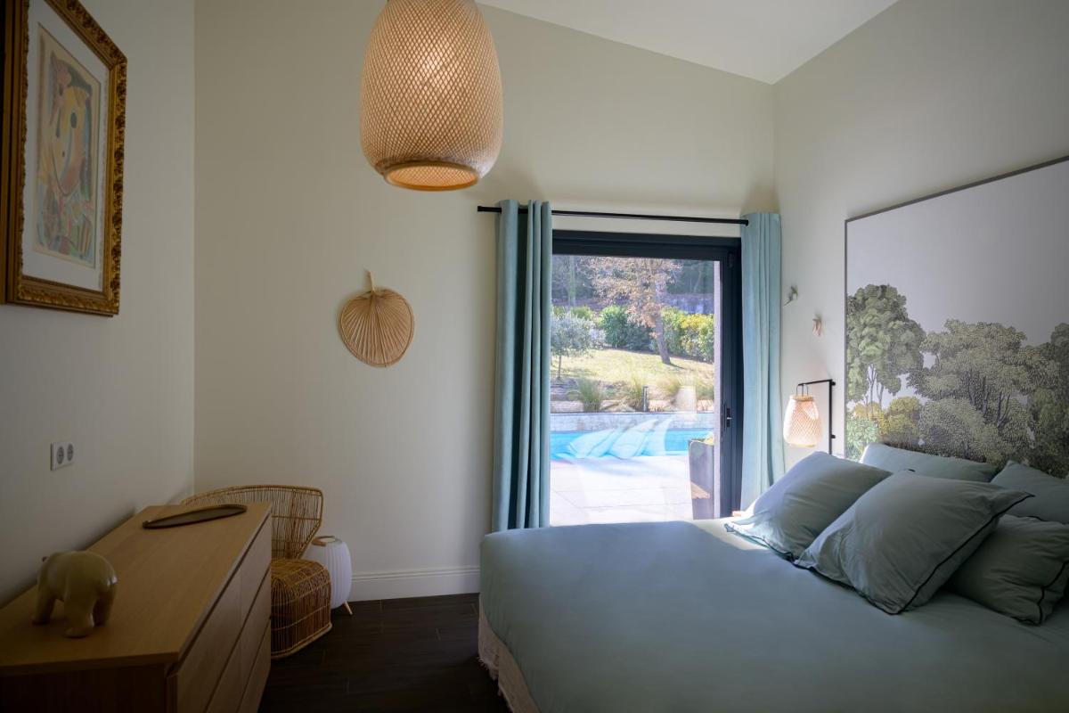 Large Double Room photo 1