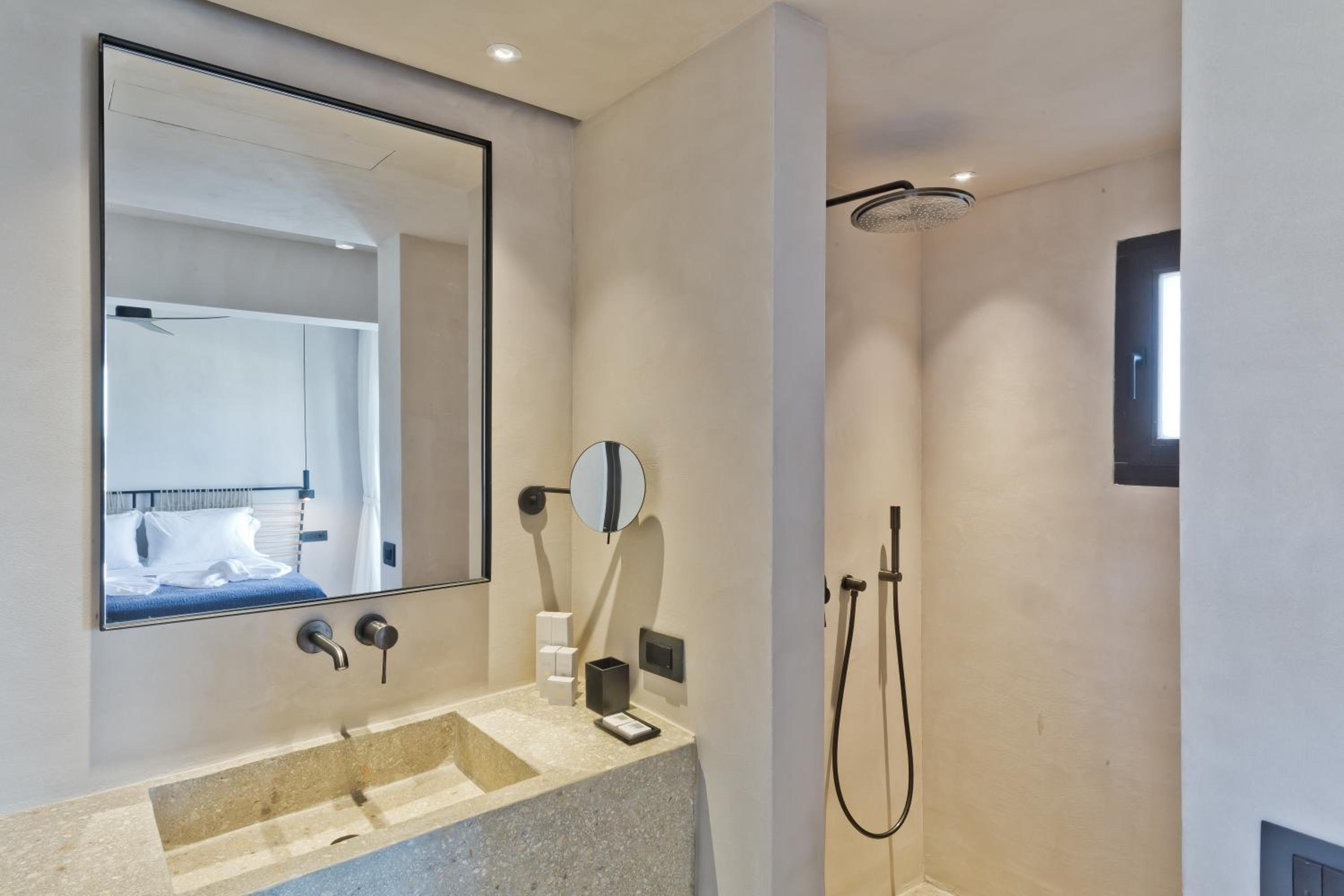 Double Room with Balcony and Sea View photo 2
