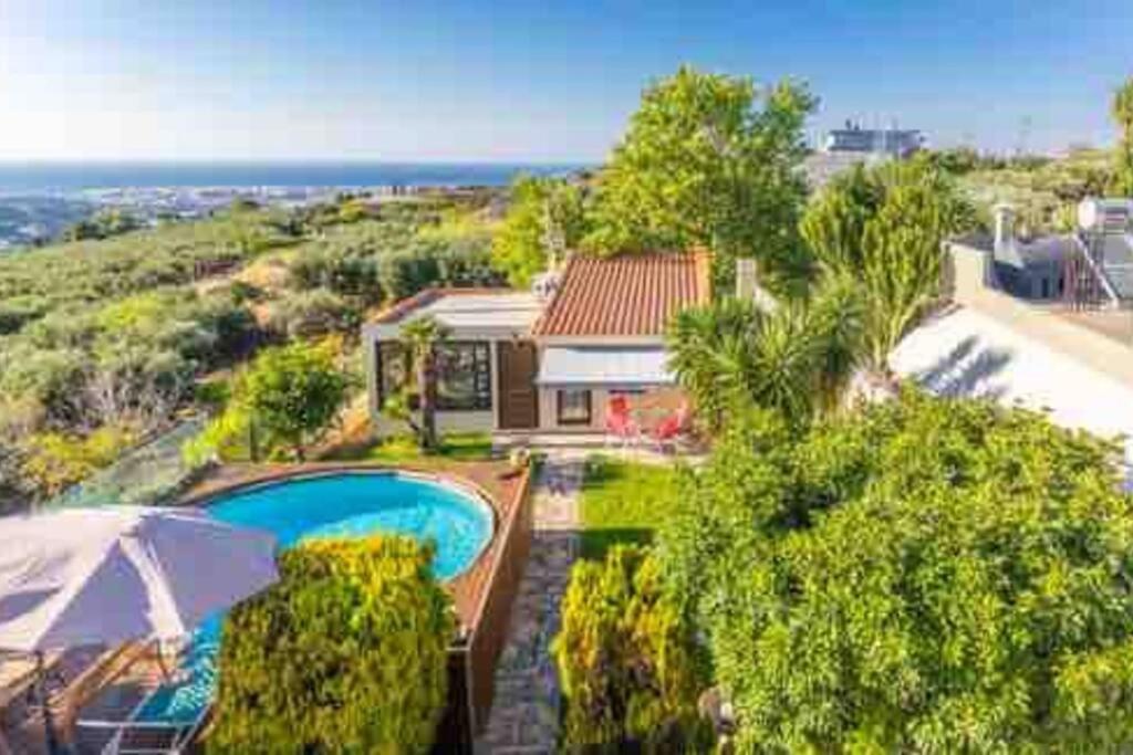Villa With Private Pool photo 2