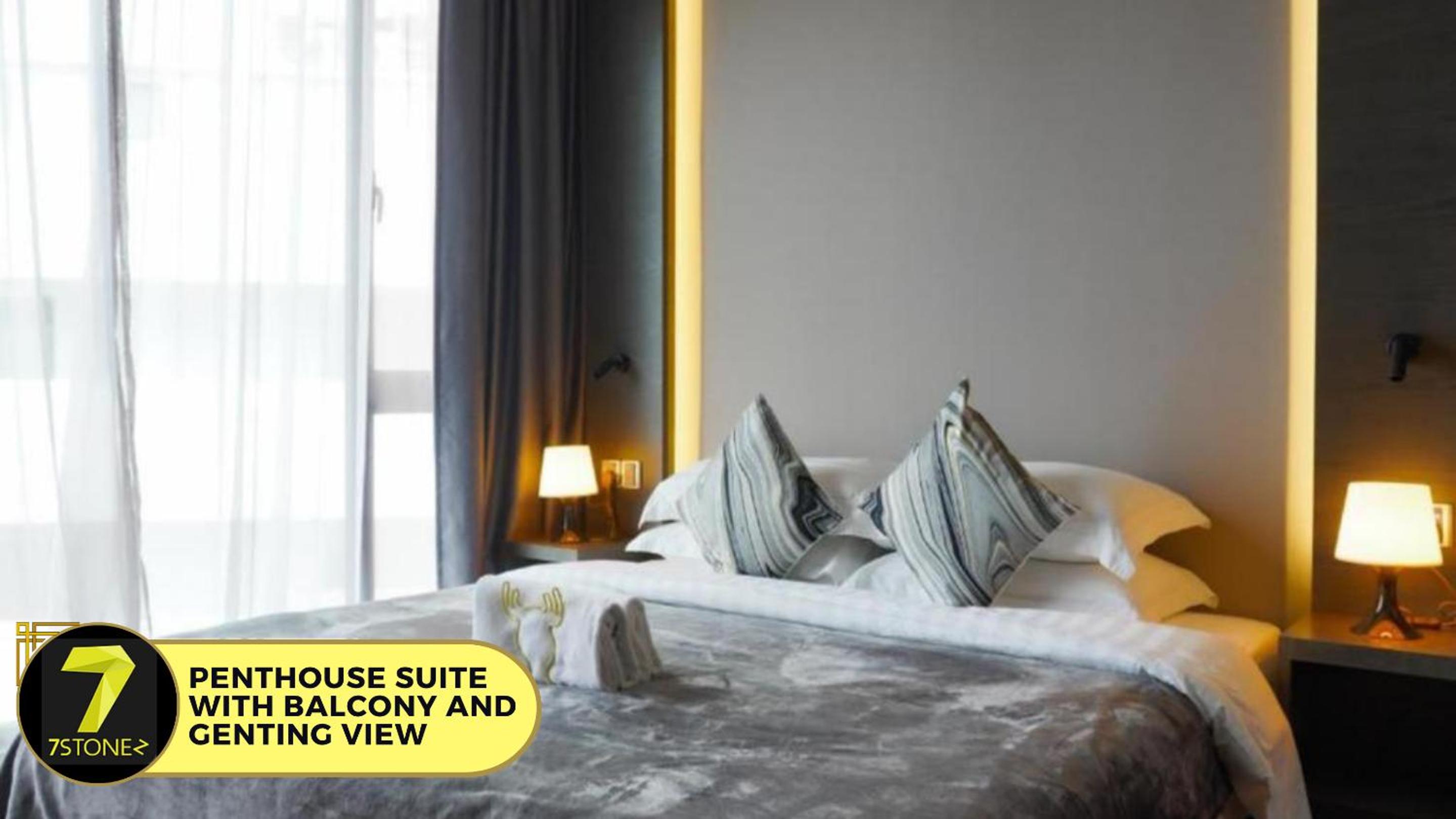 Penthouse Presidential Suite with Balcony and Genting View