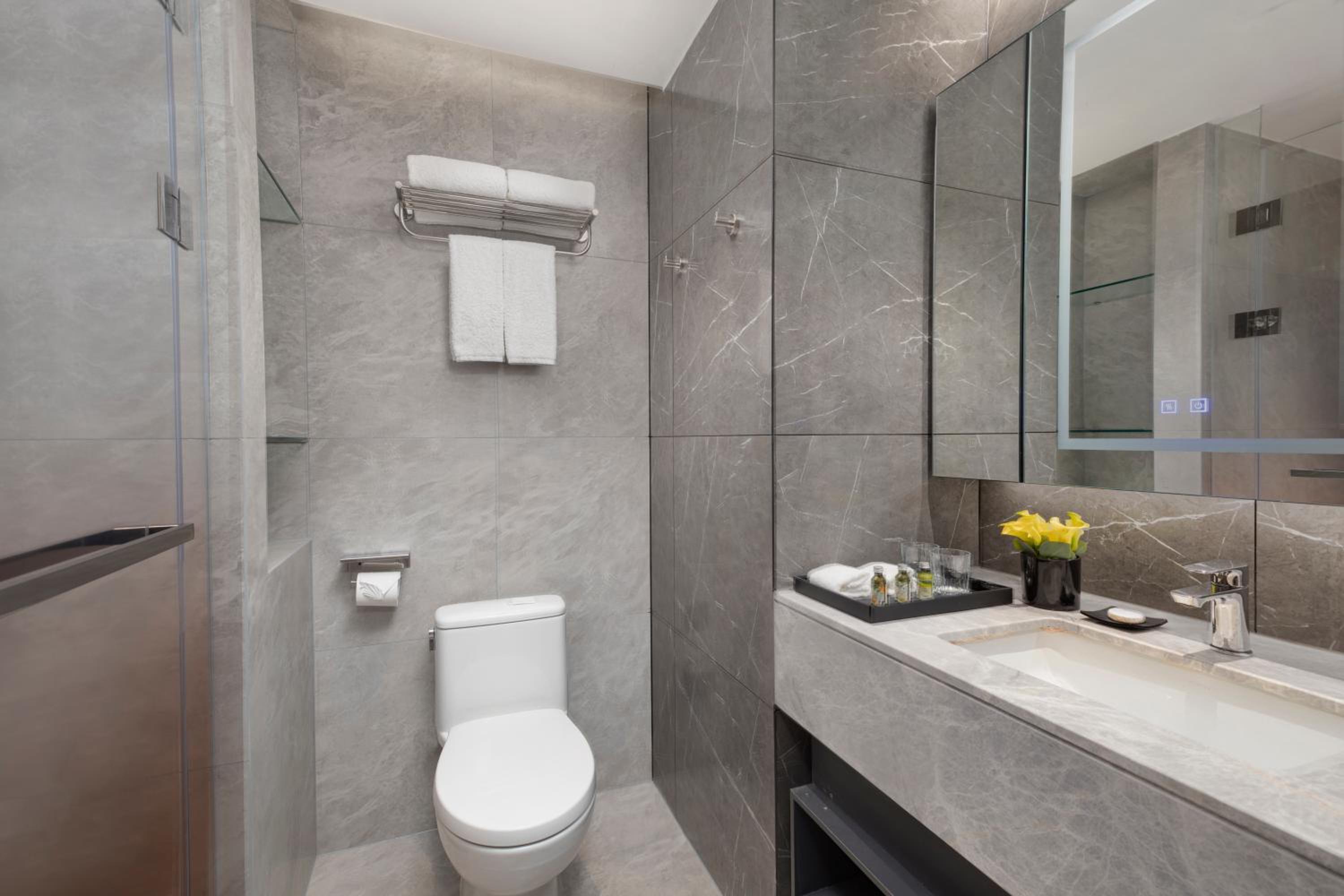 1 Bedroom Premier photo 3