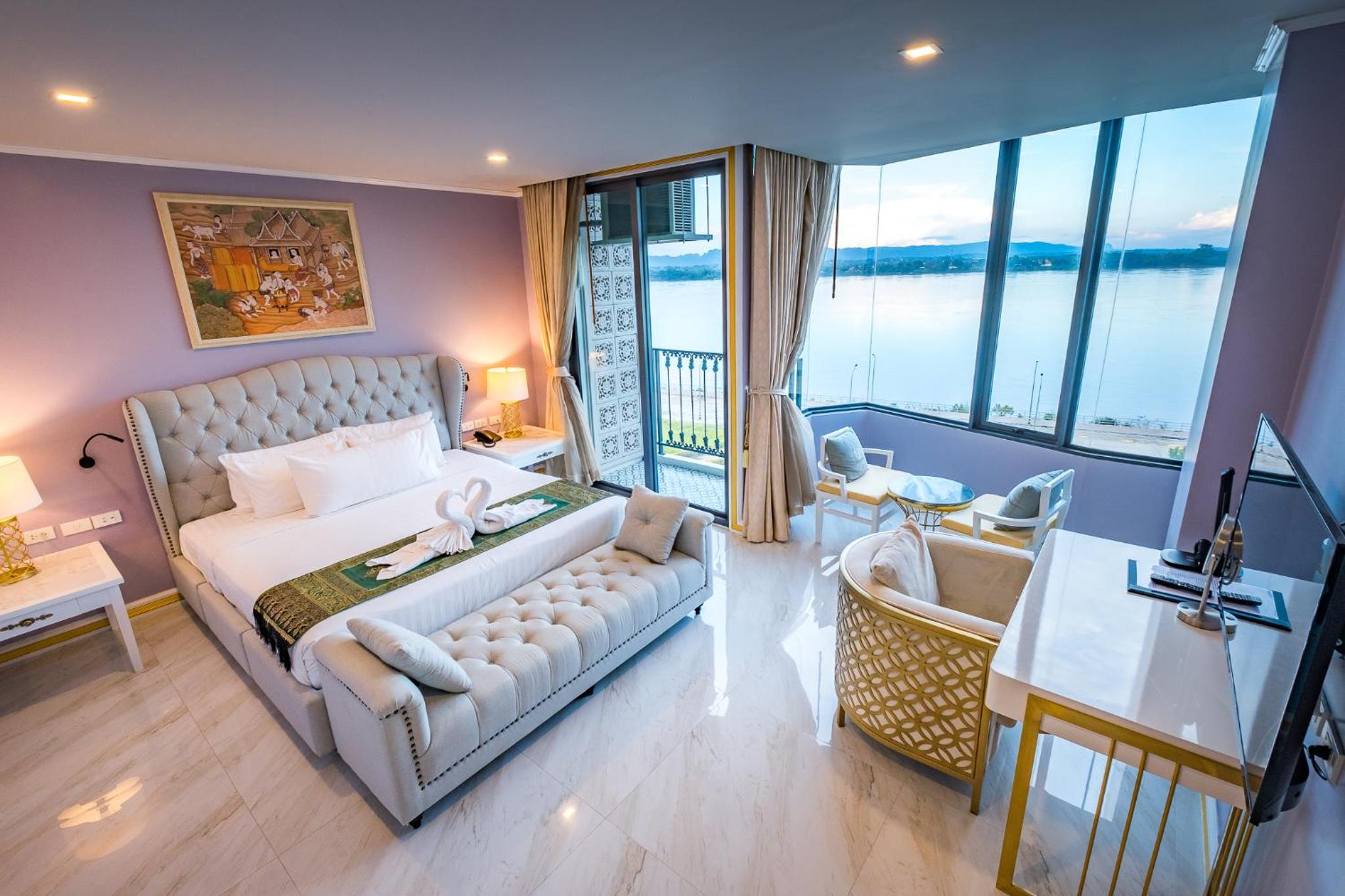 Large Double or Twin Room photo 2