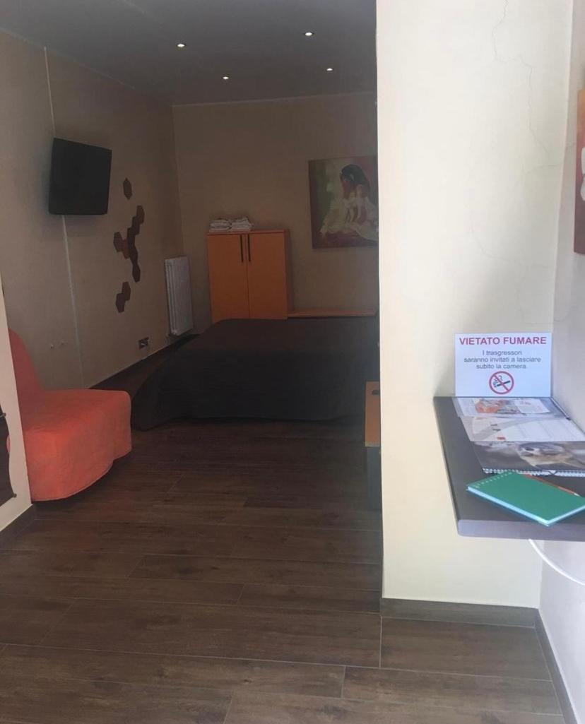 Large Double Room photo 1