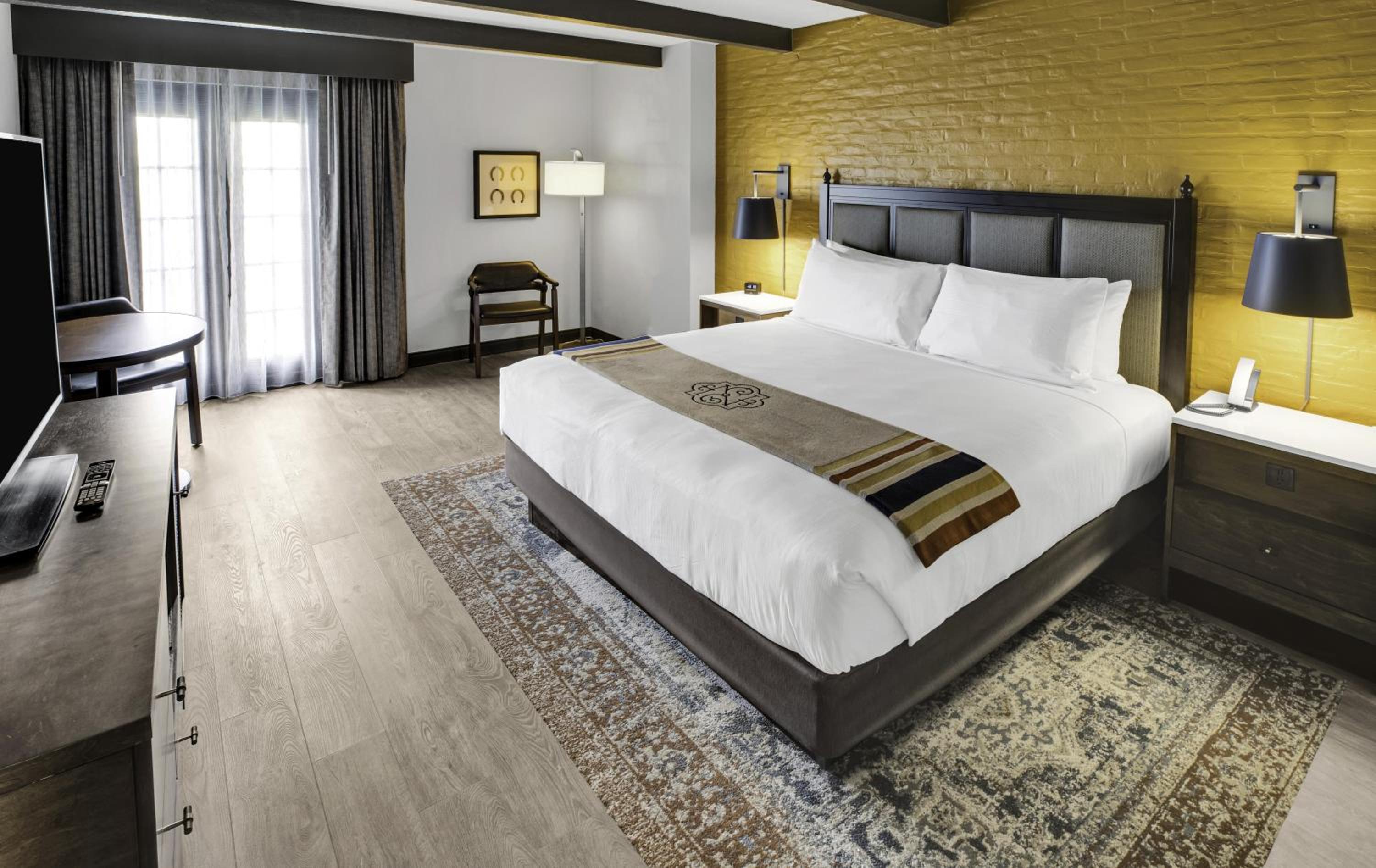 King Room - Hearing Accessible