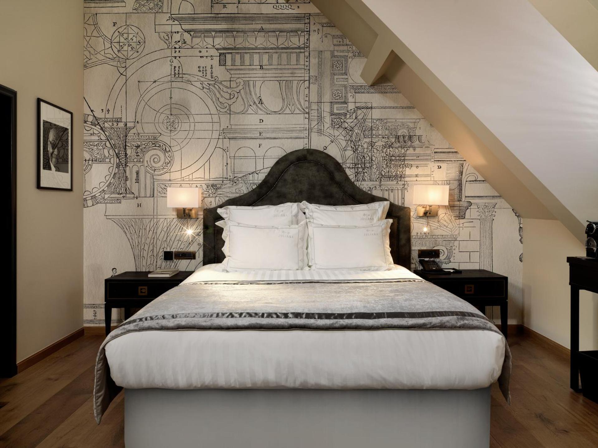 Premium Room - Photo 9