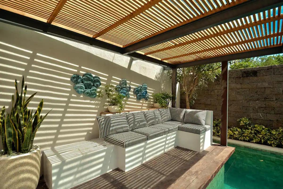Three-Bedroom Villa - Photo 6