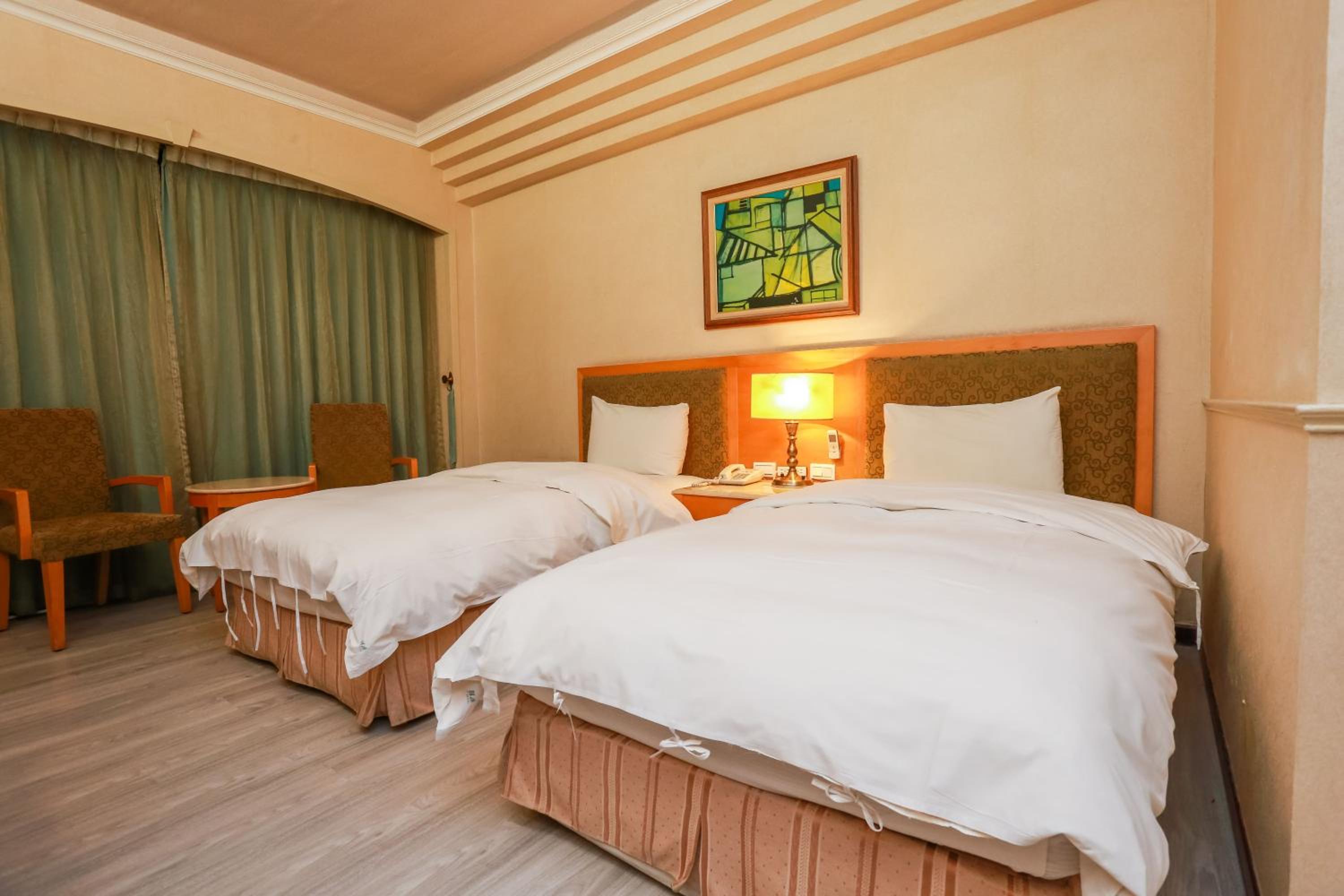 Small Double or Twin Room photo 3