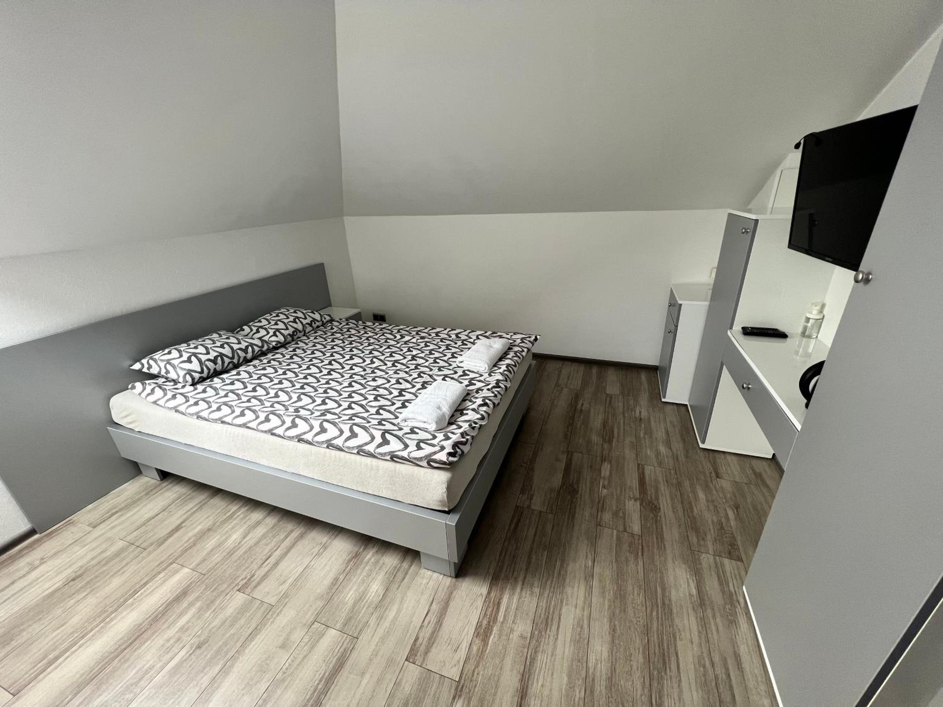 Deluxe Double Room - Photo 4