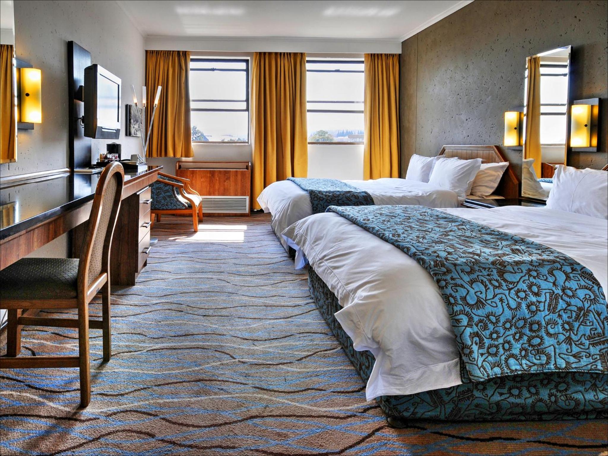 Standard Twin Room - Photo 7