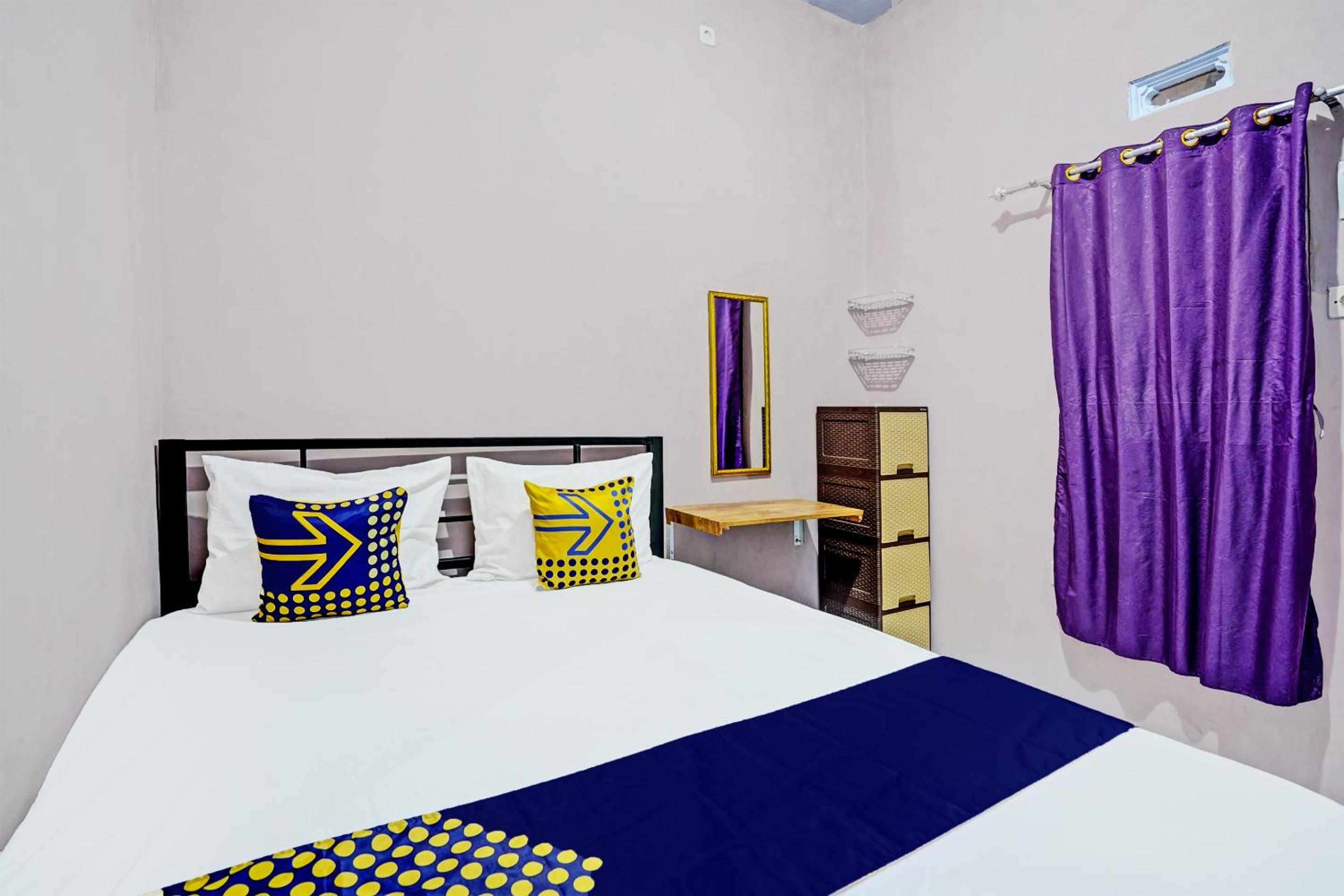 Budget Double Room - Photo 4