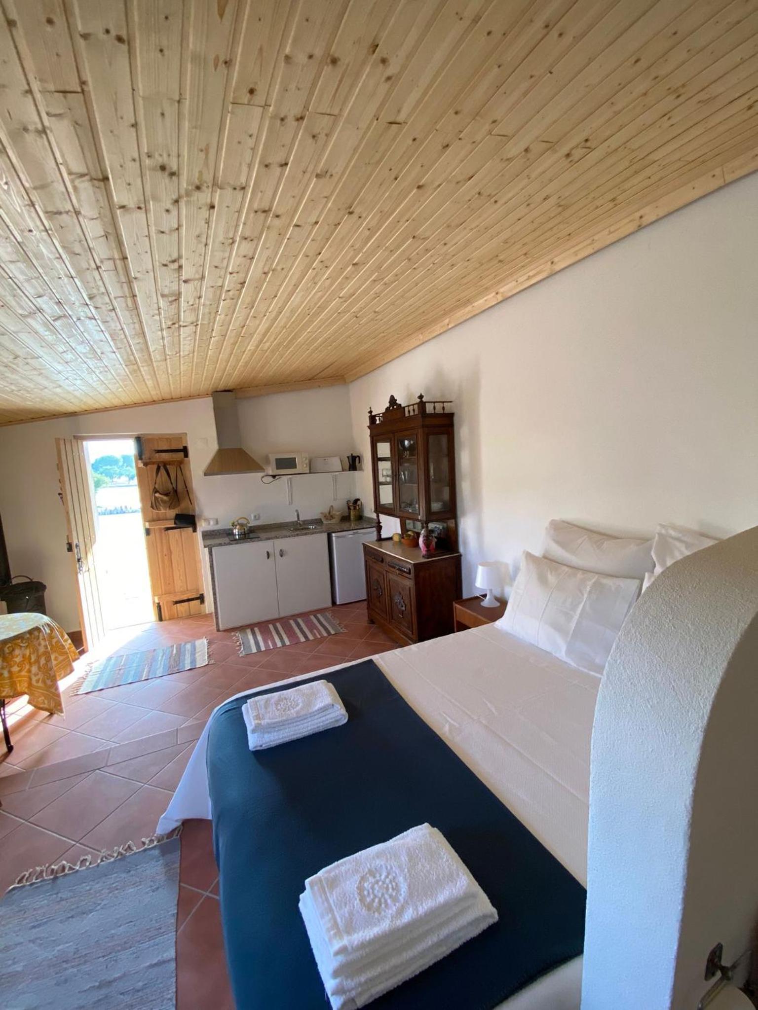 One-Bedroom House photo 1