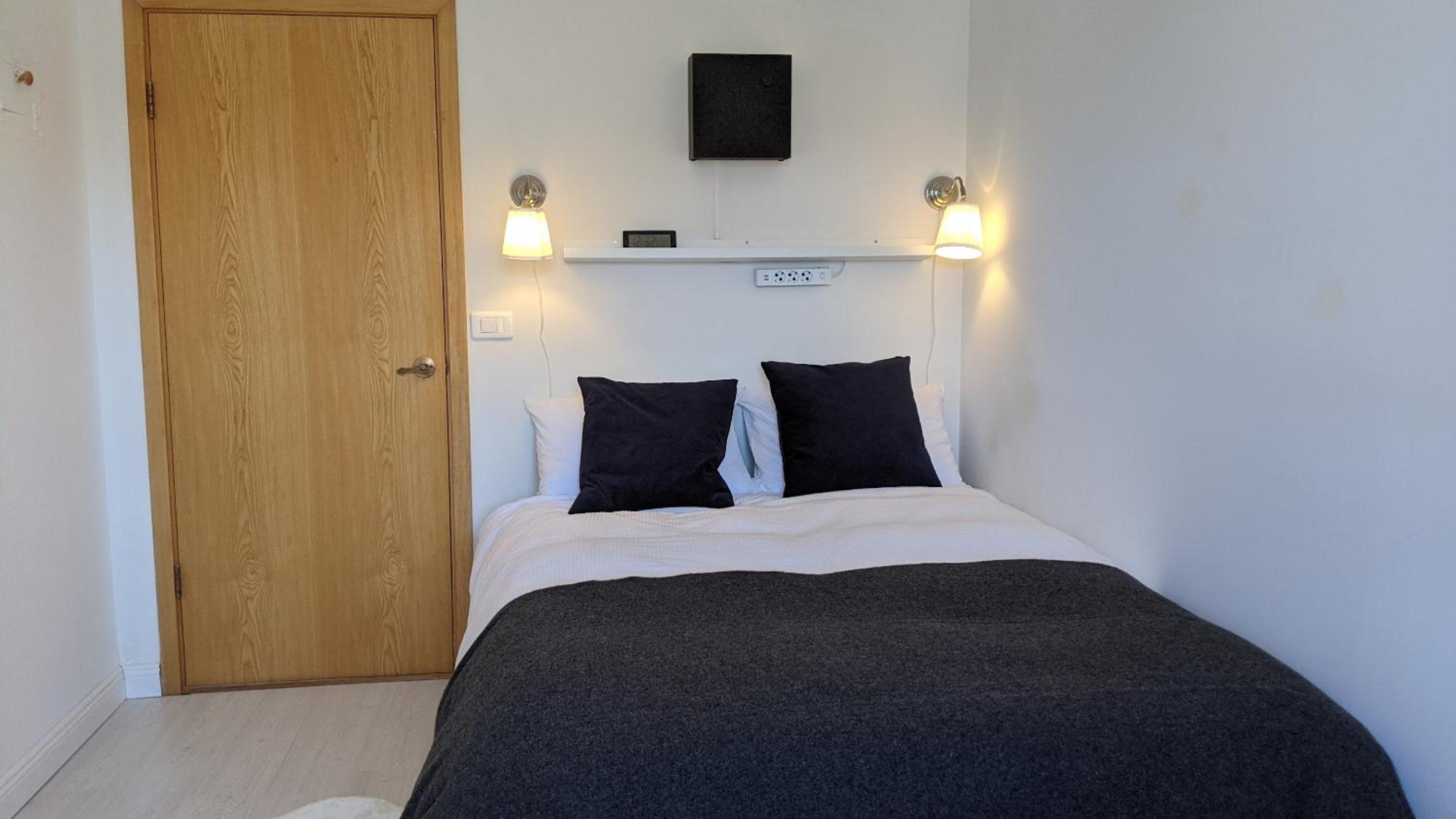 Deluxe Double Room with Sea View - Photo 4