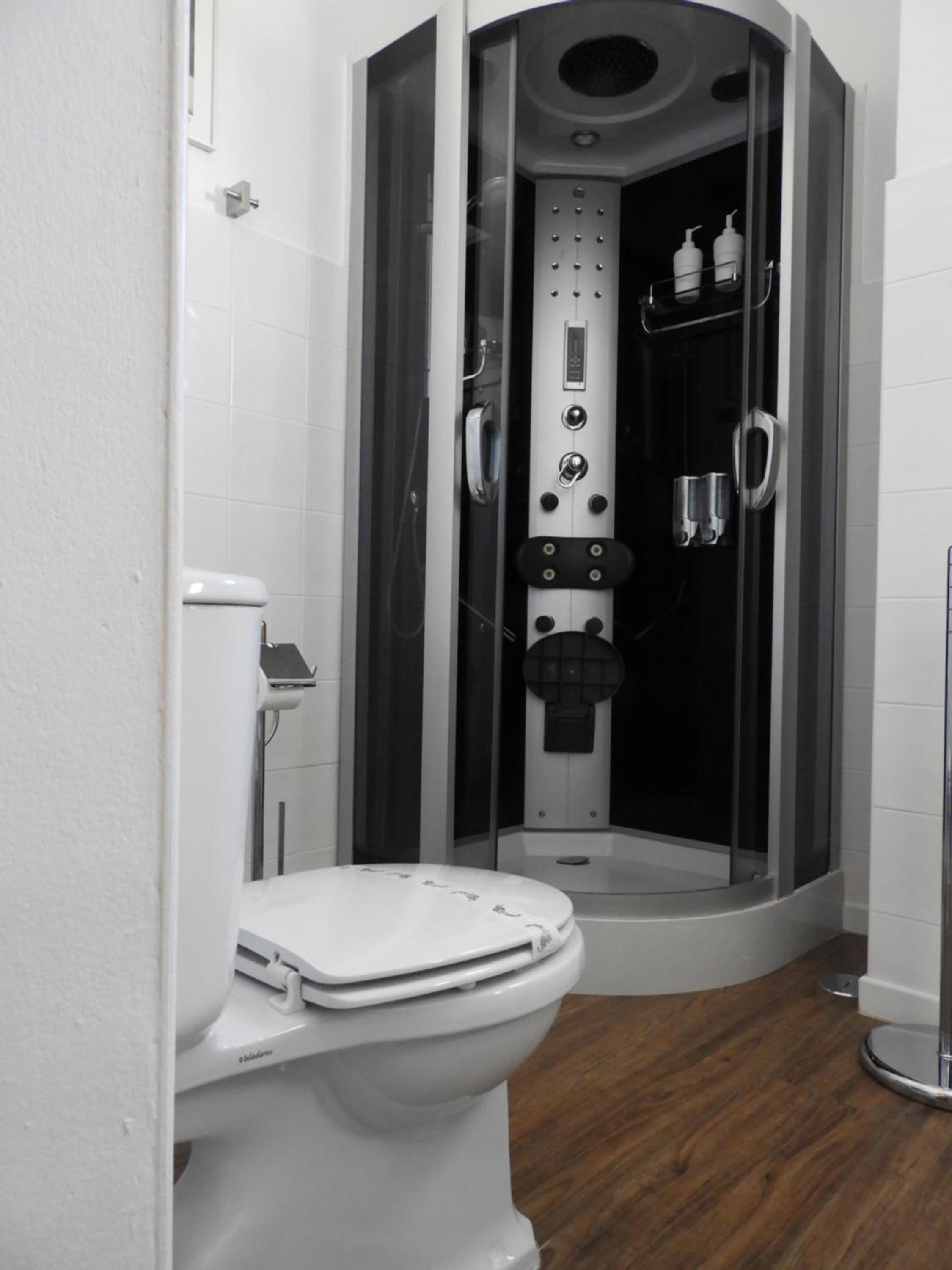 Double Room with Private Bathroom photo 2