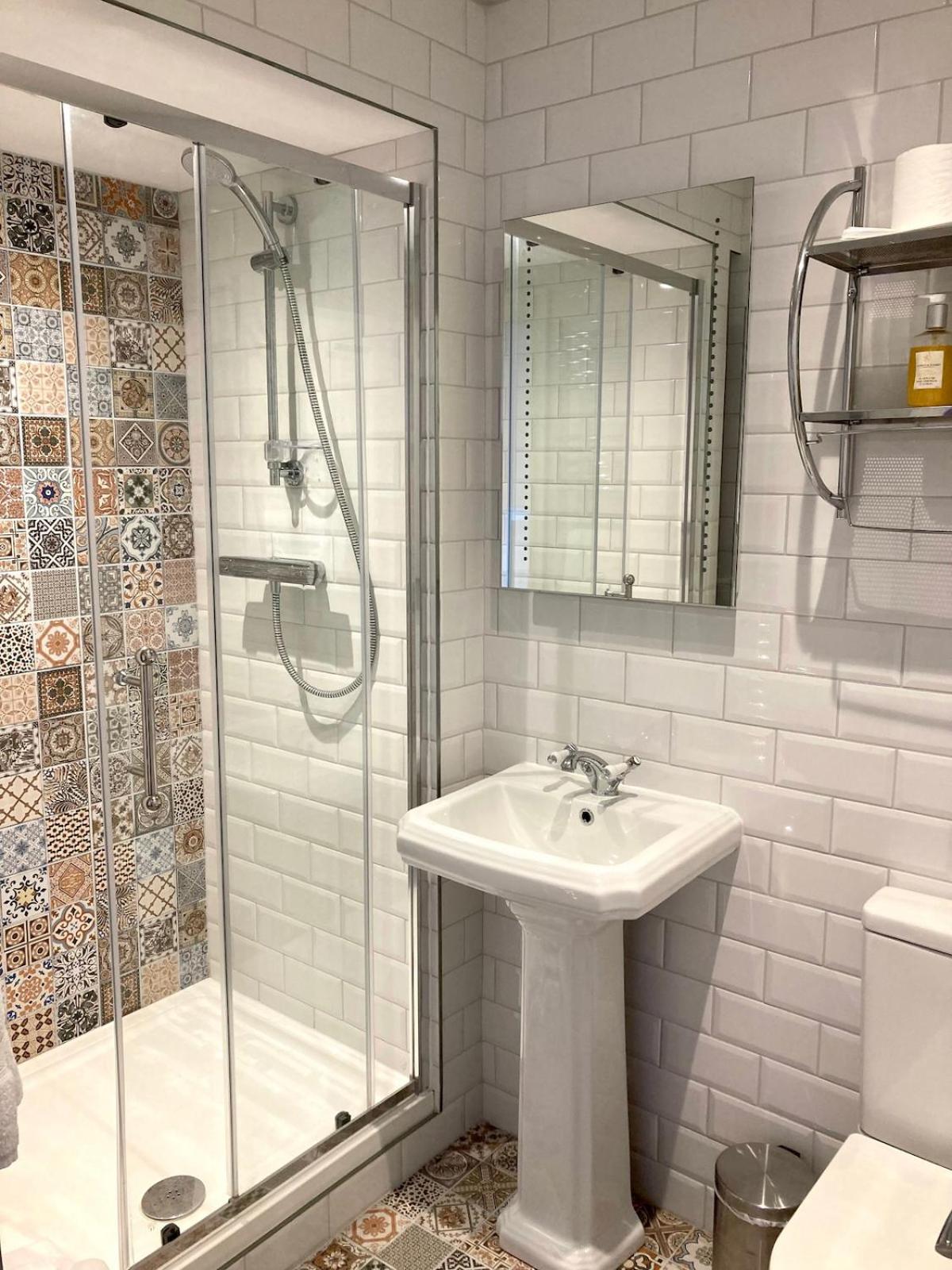 Double Room with Private Bathroom photo 2