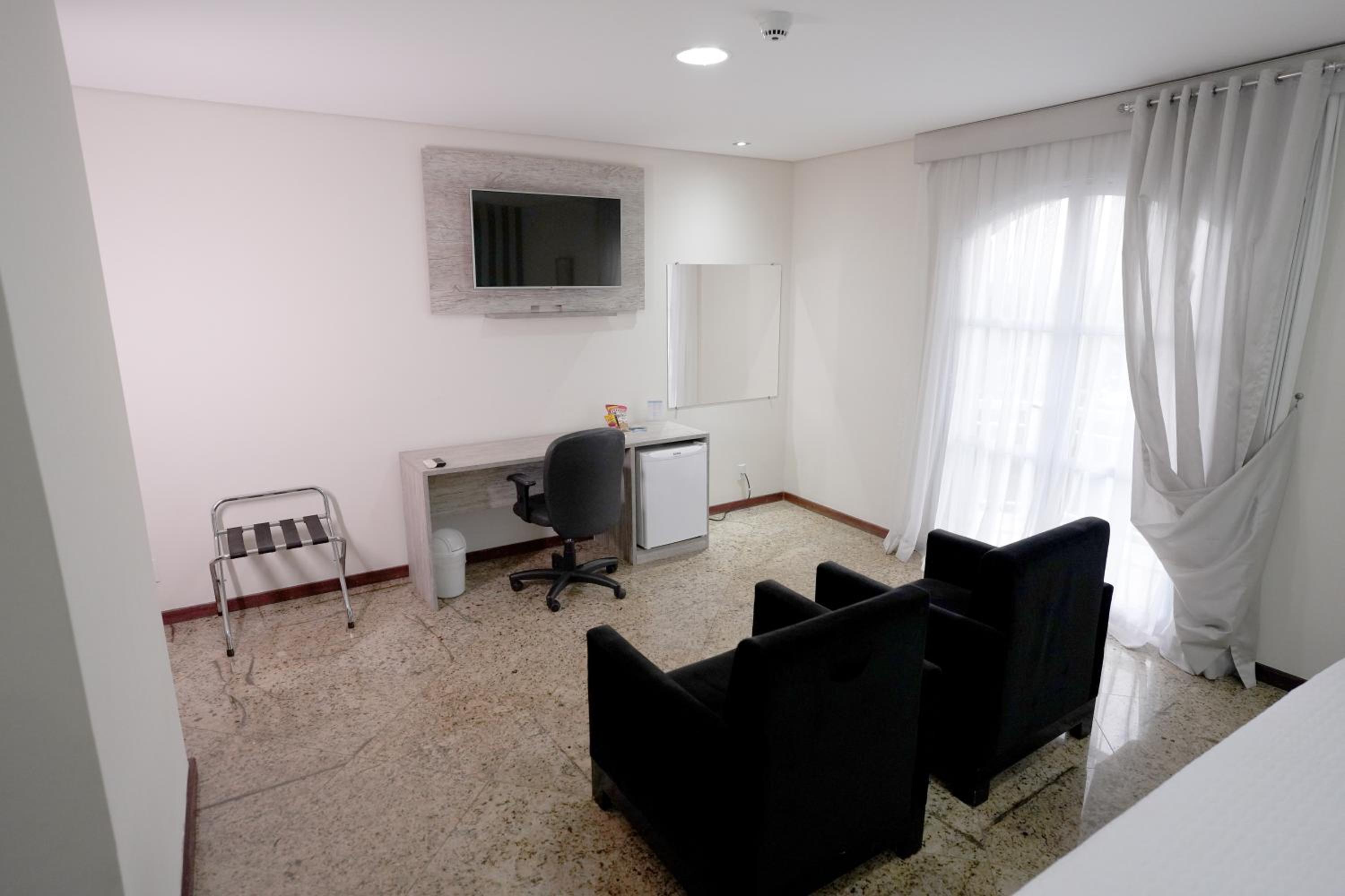 Suite with Spa Bath photo 2