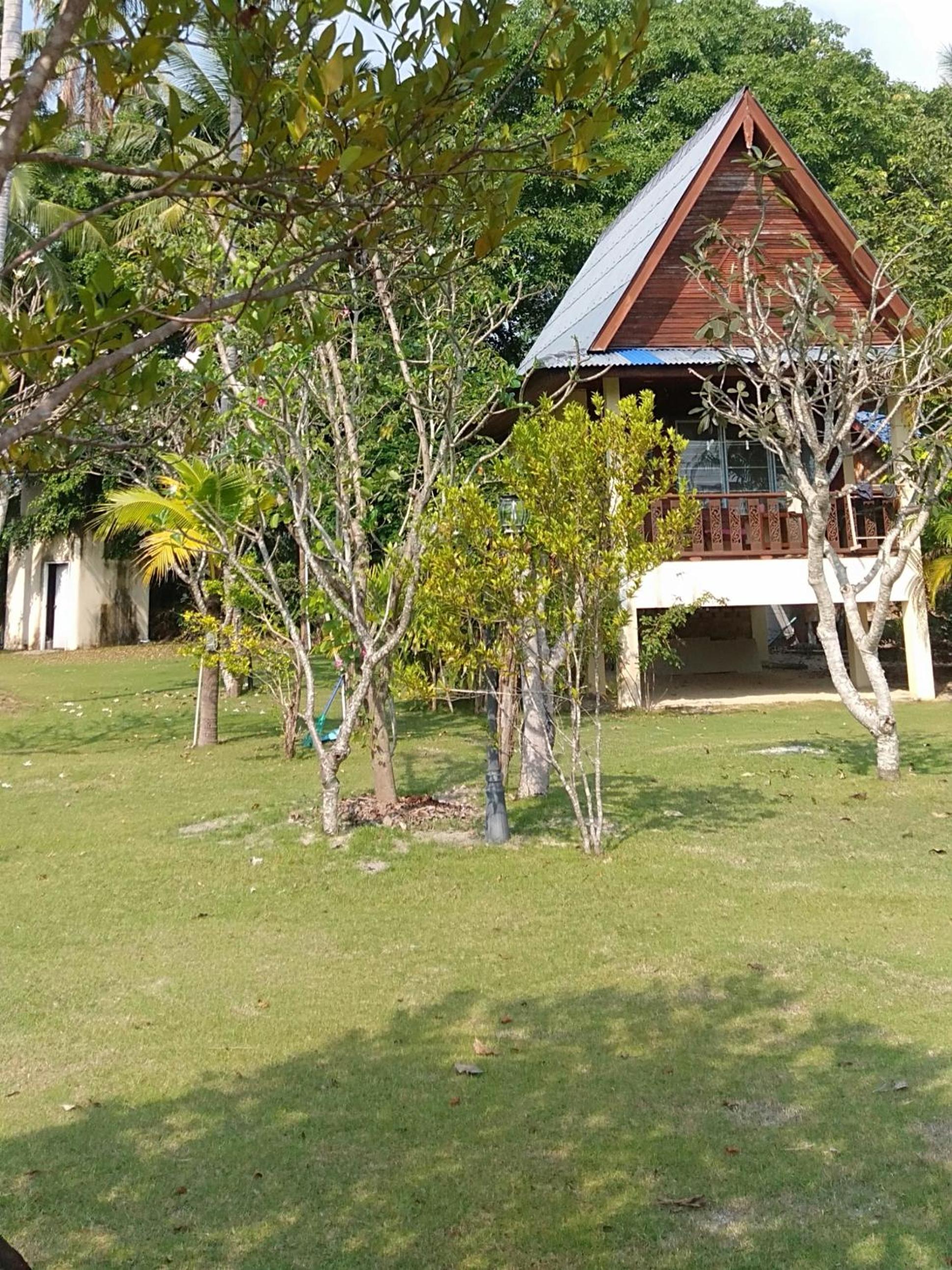 Bungalow with Garden View photo 3