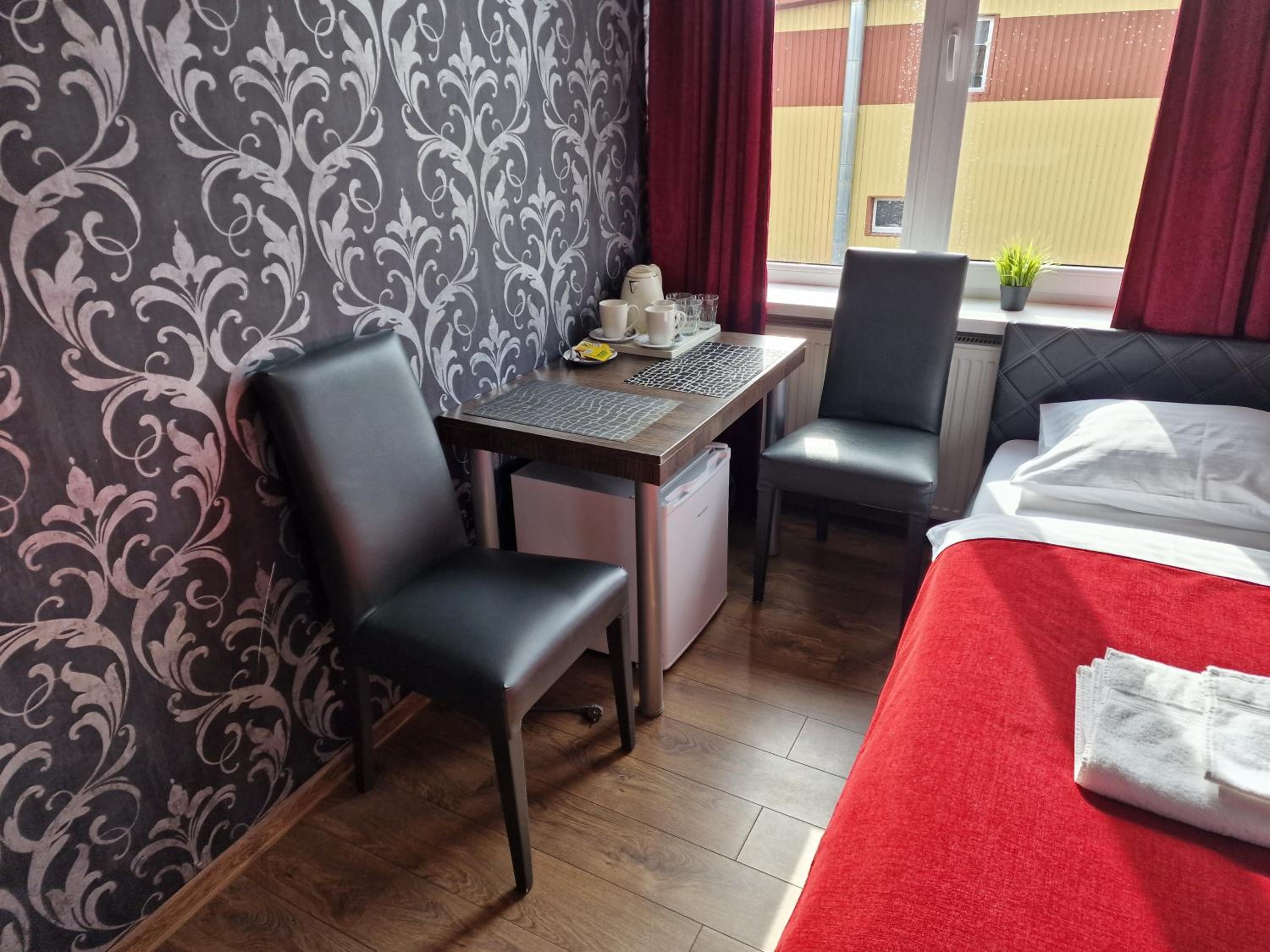 Triple Room with Private Bathroom photo 3