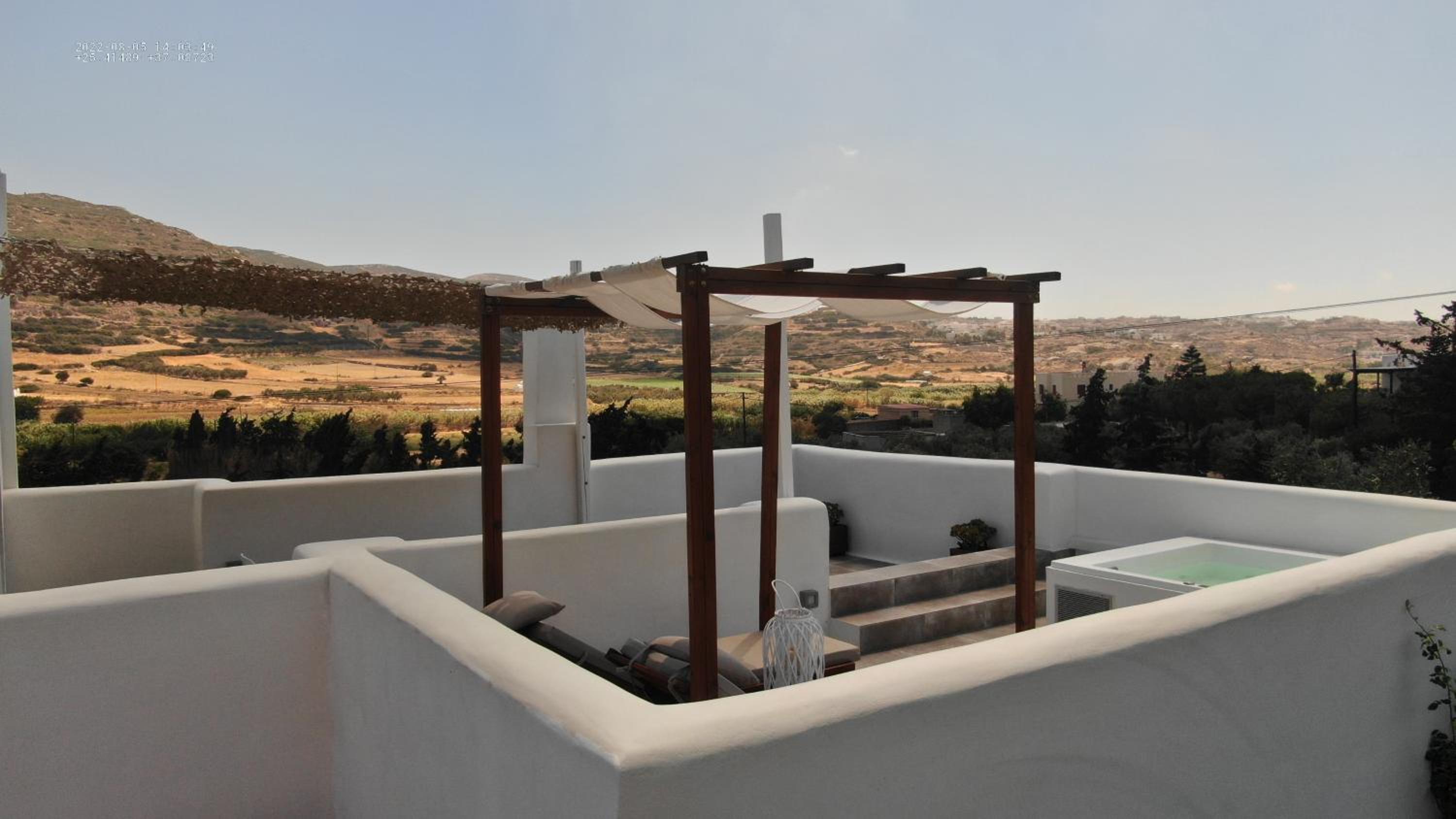 King Suite with Balcony - Photo 5