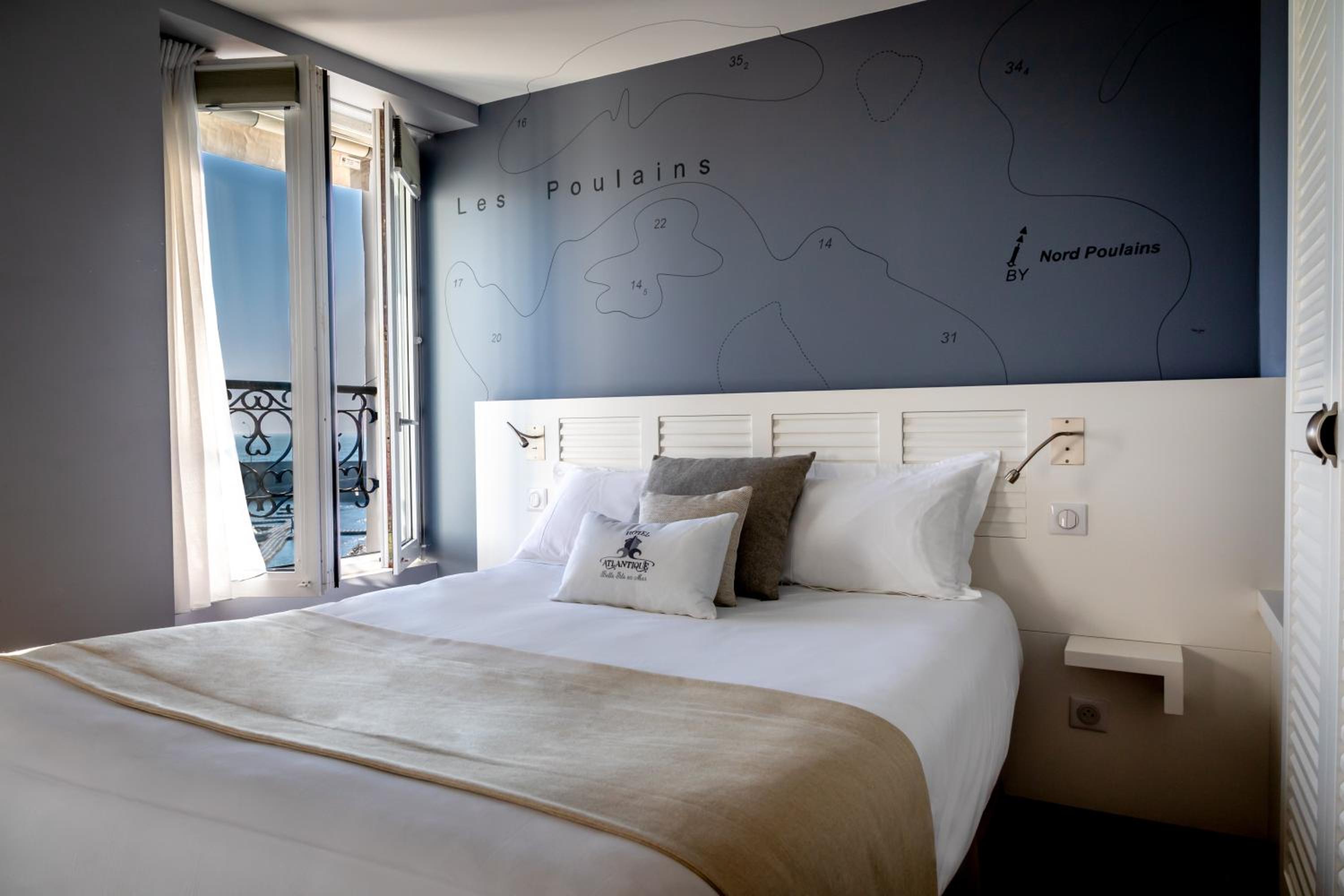 Double Room with Sea View - Photo 6