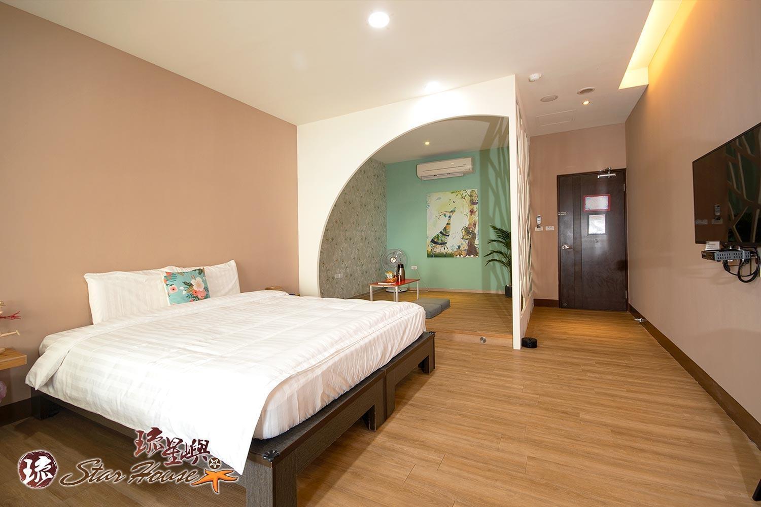 Double Room with Balcony and Sea View photo 3