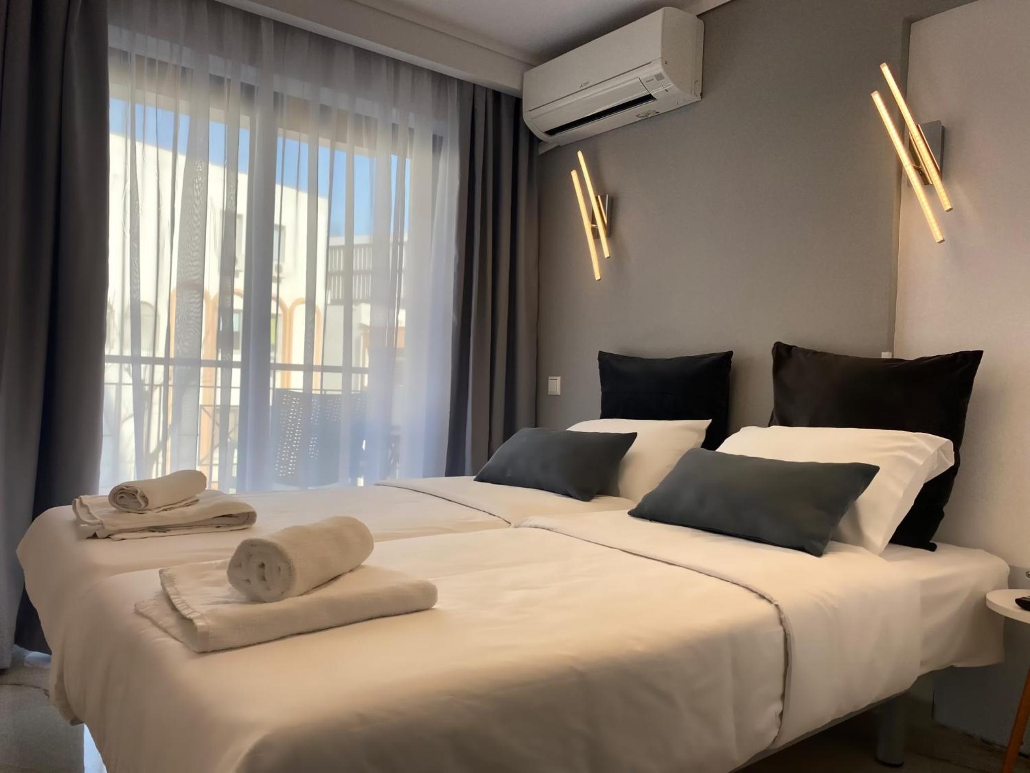 Standard Double Room - Photo 2