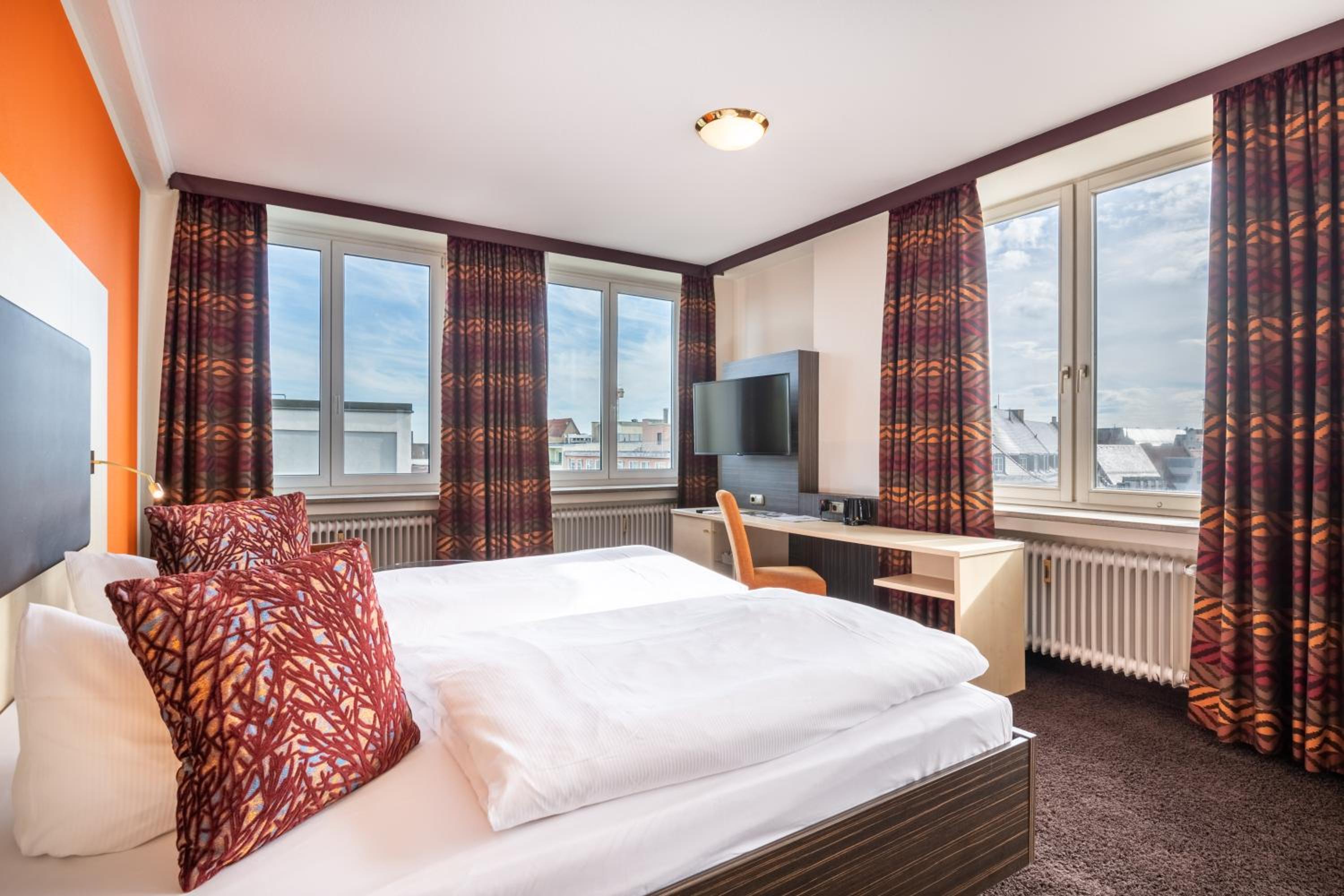 Standard Double Room - Photo 4