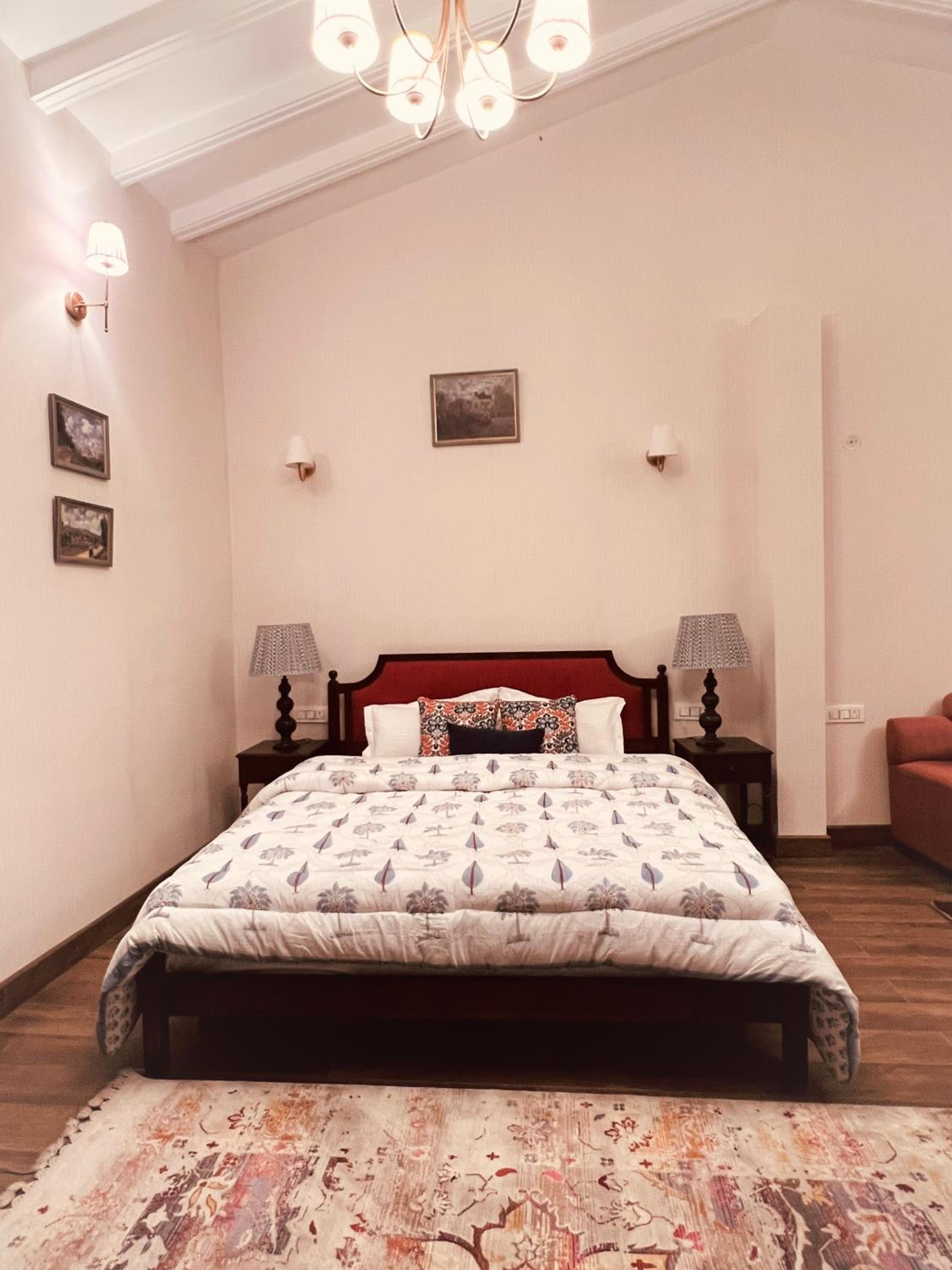 Superior King Room photo 2