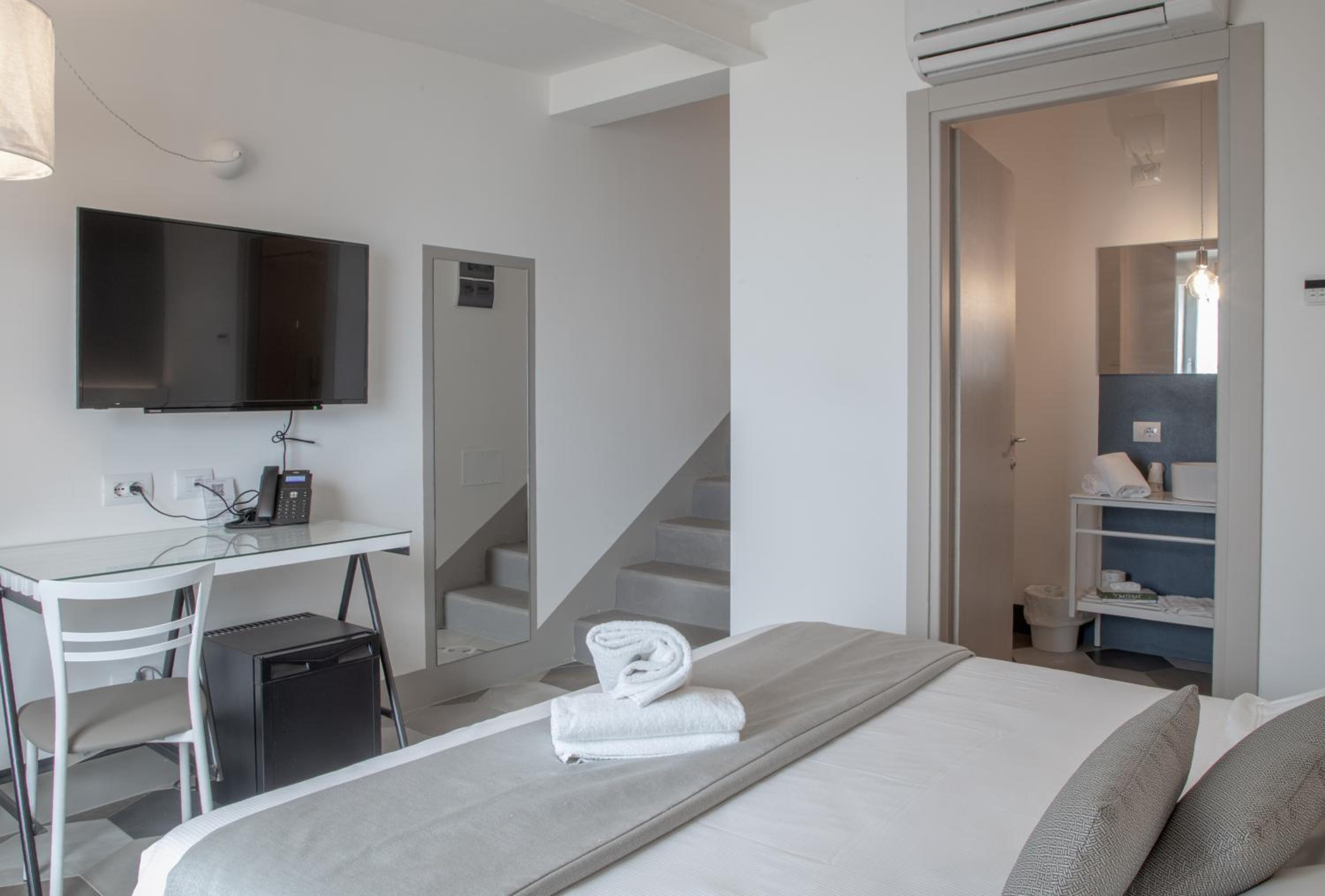 Double Room with Sea View photo 3