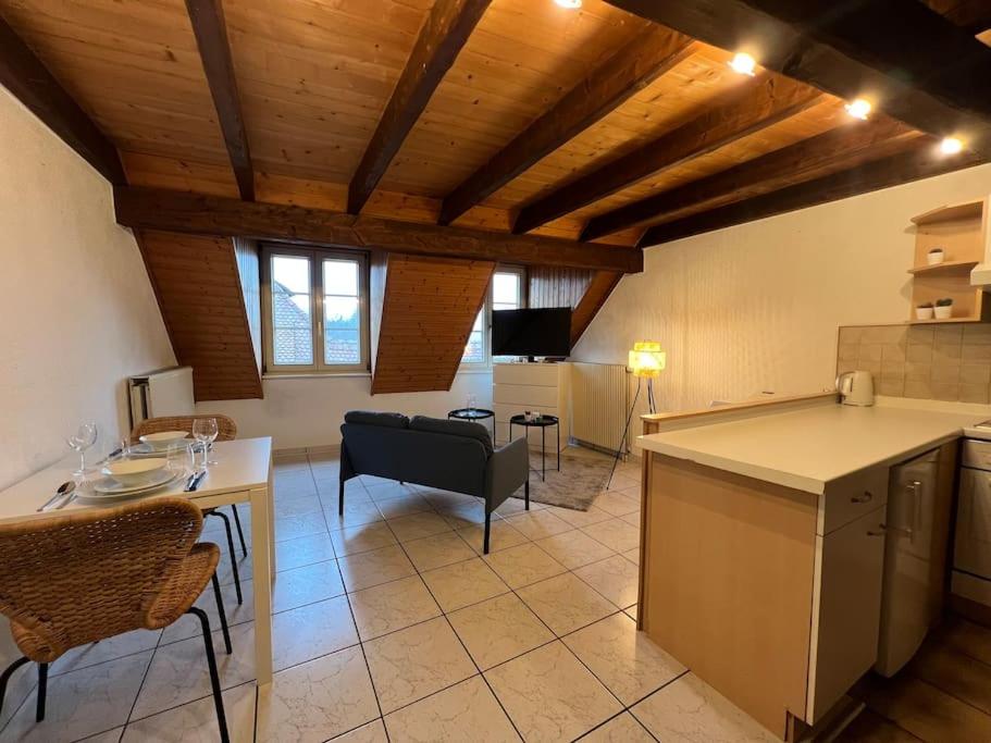 One-Bedroom Apartment photo 2