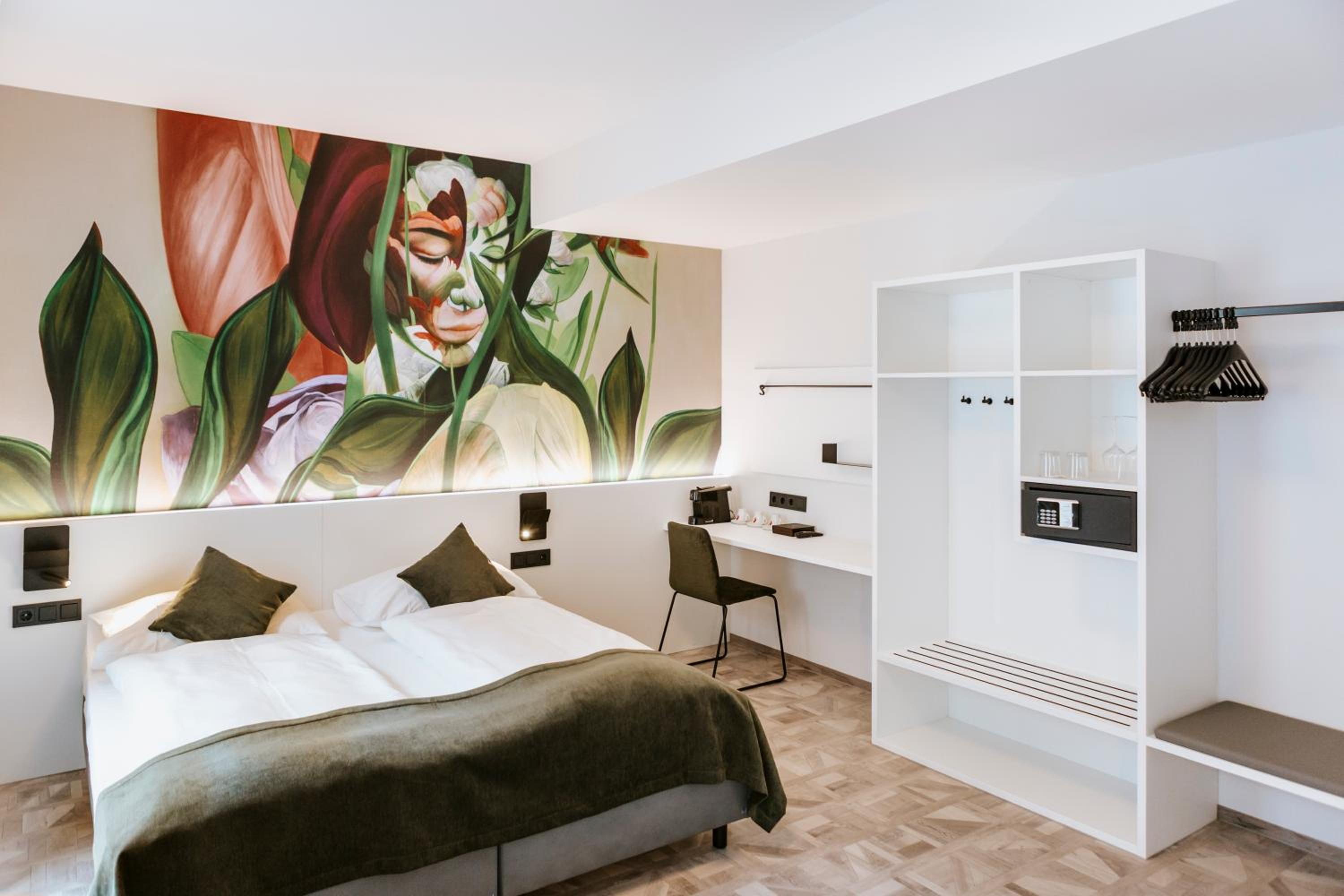 Double Room - Photo 1