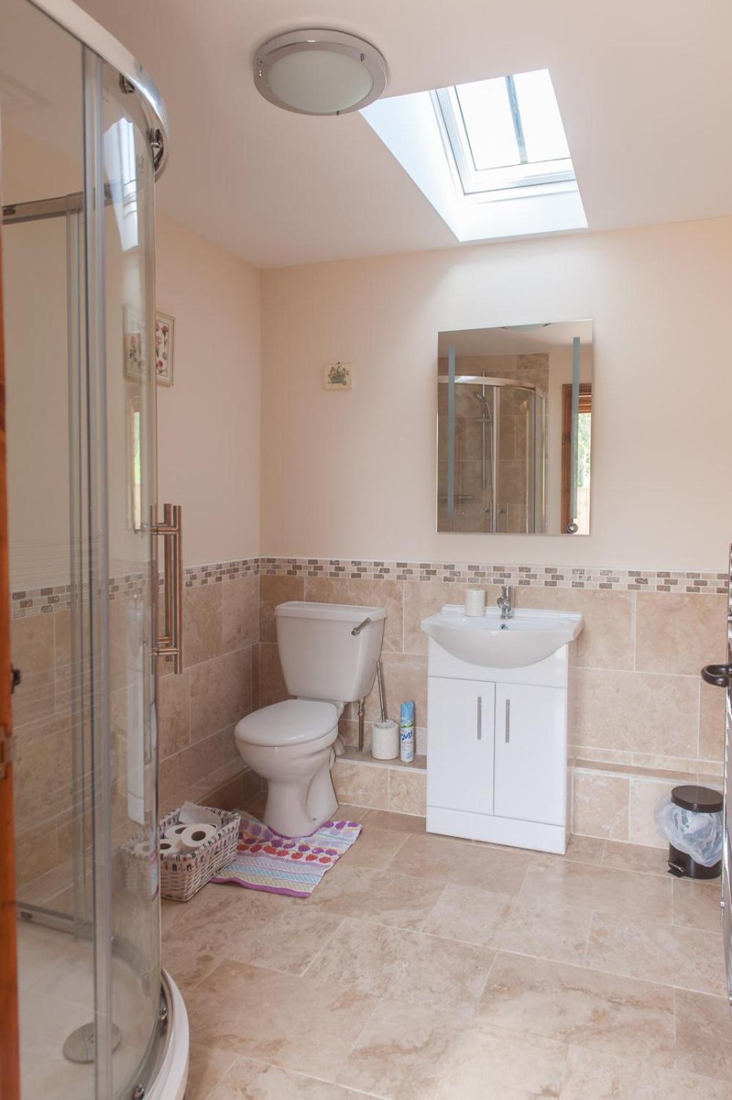 One-Bedroom Cottage - Photo 3