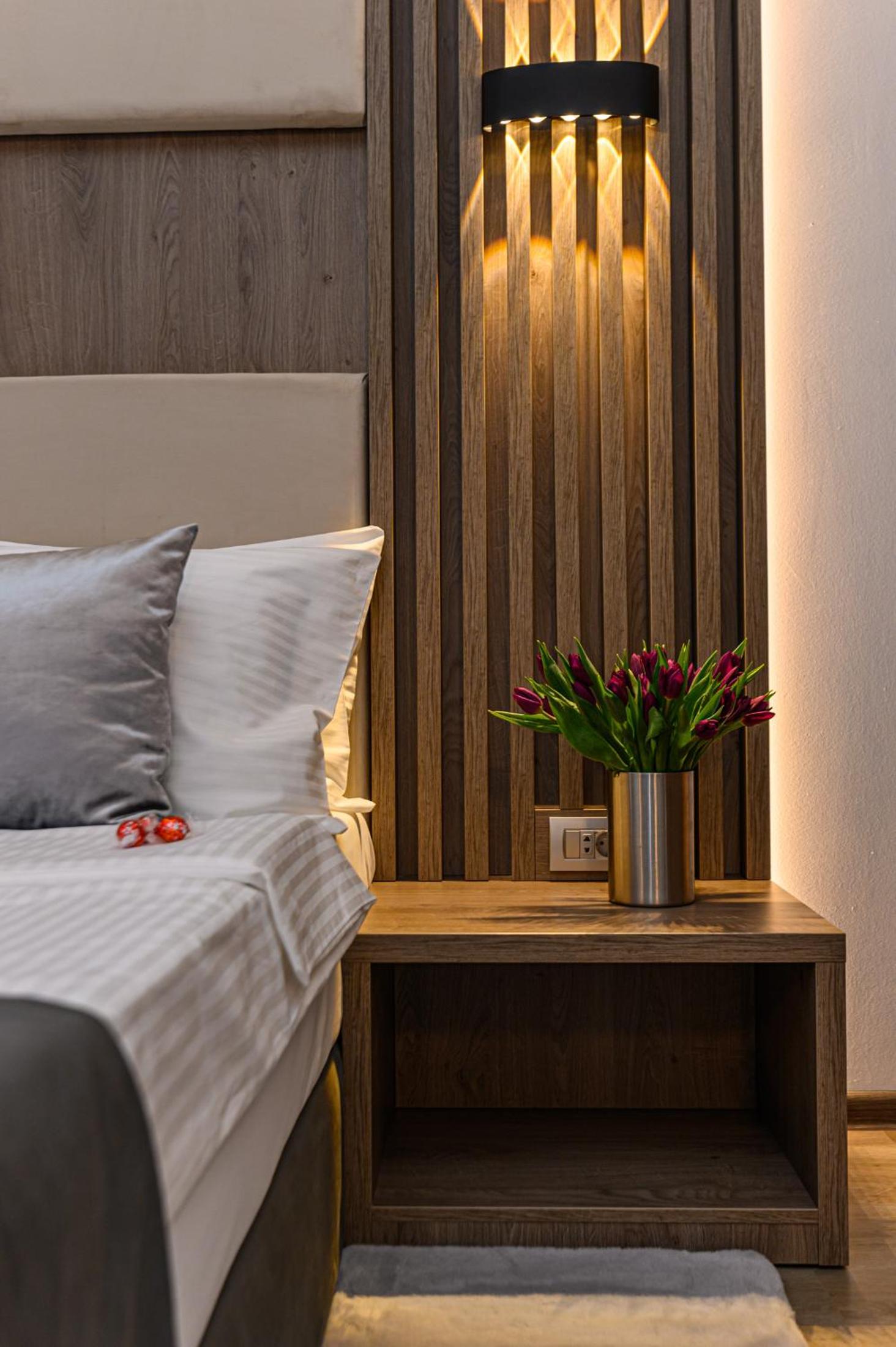 Standard Double Room - Photo 8