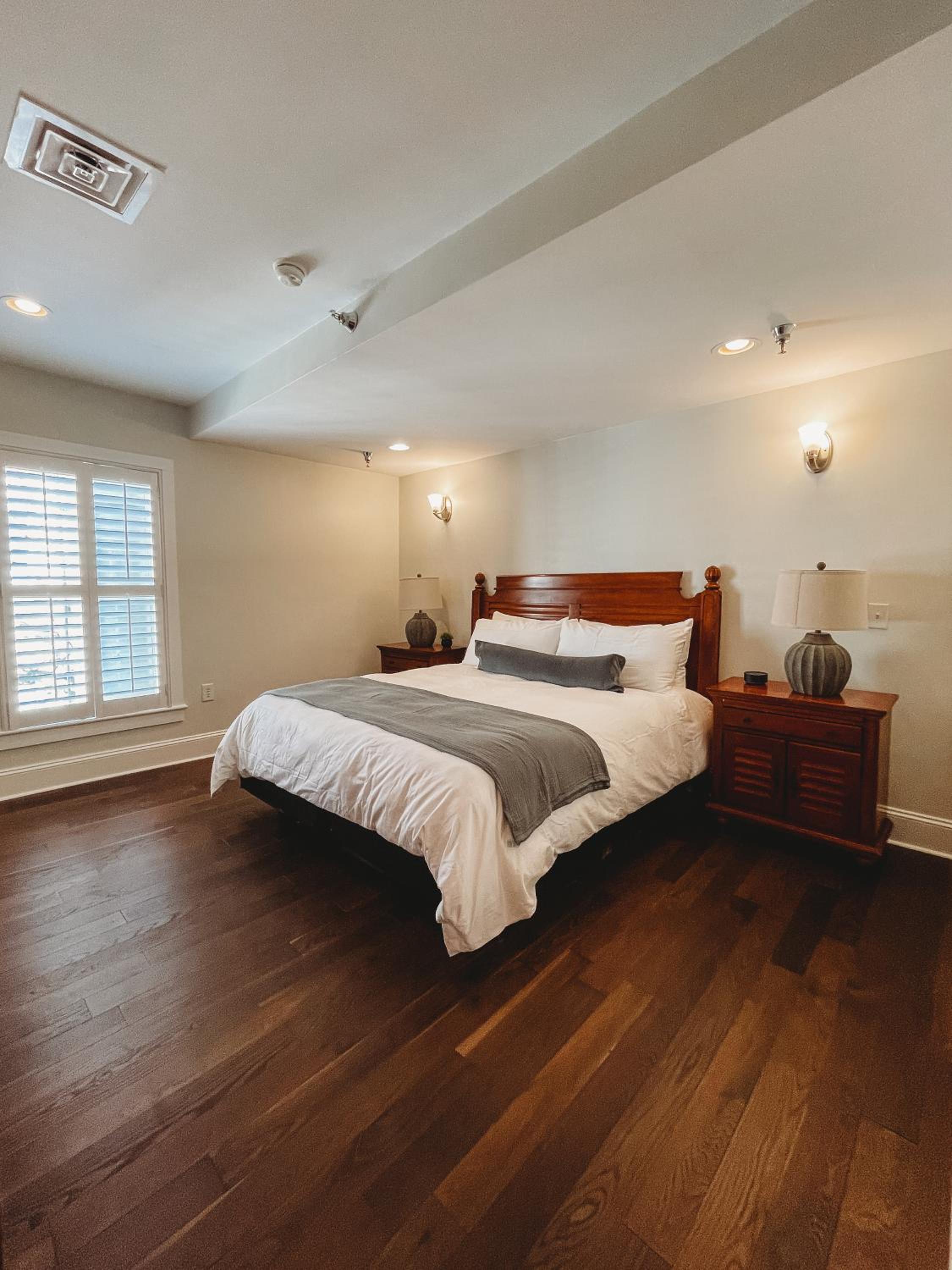 Deluxe King Suite