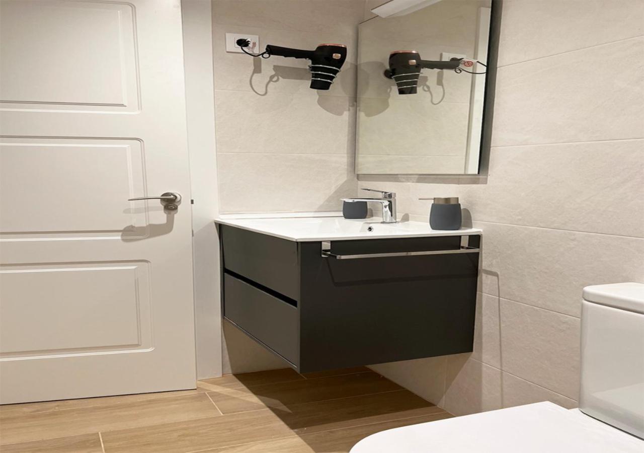 Premium Quadruple Room - Photo 5