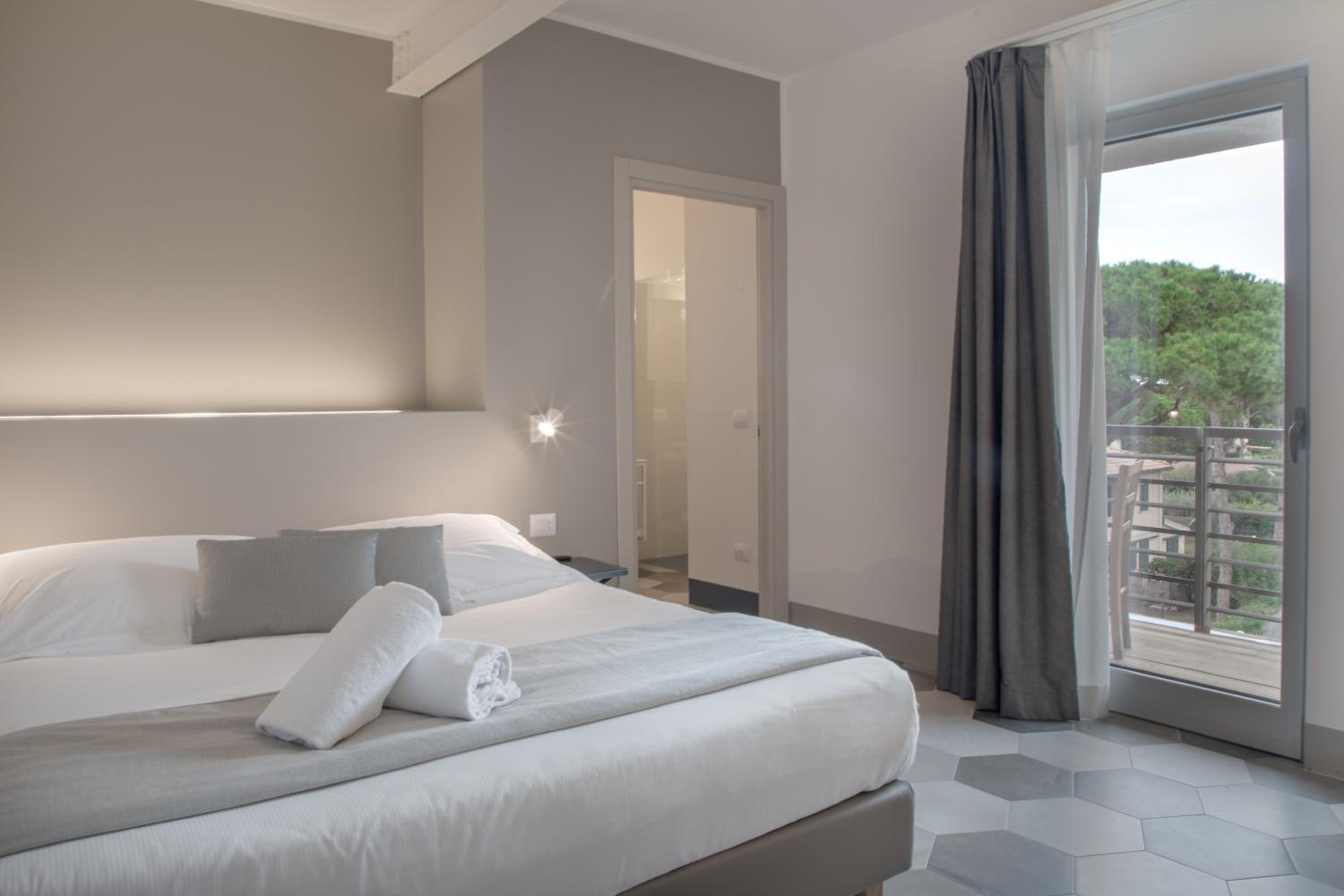 Triple Room with Balcony photo 1