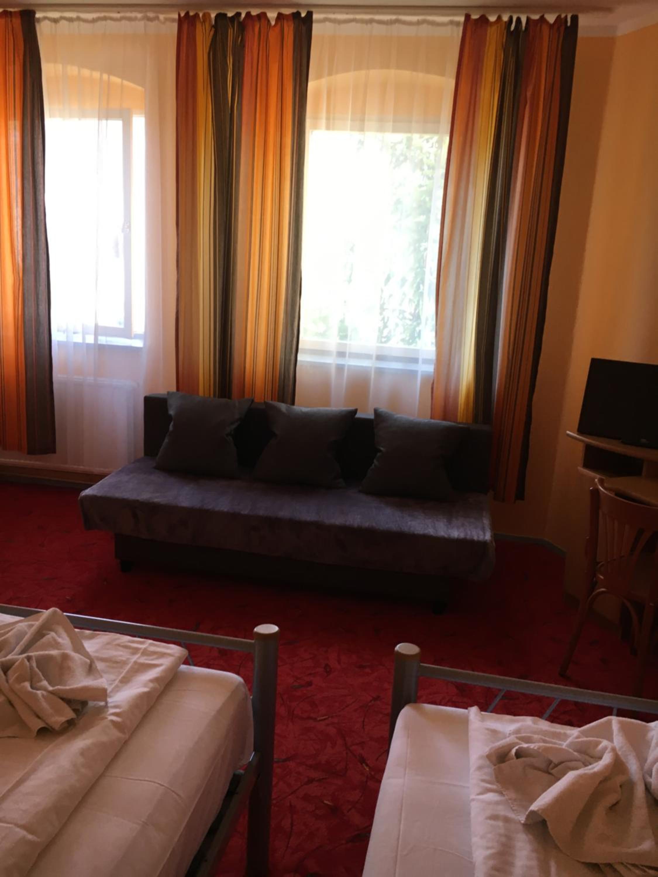 Double Or Twin Room photo 3
