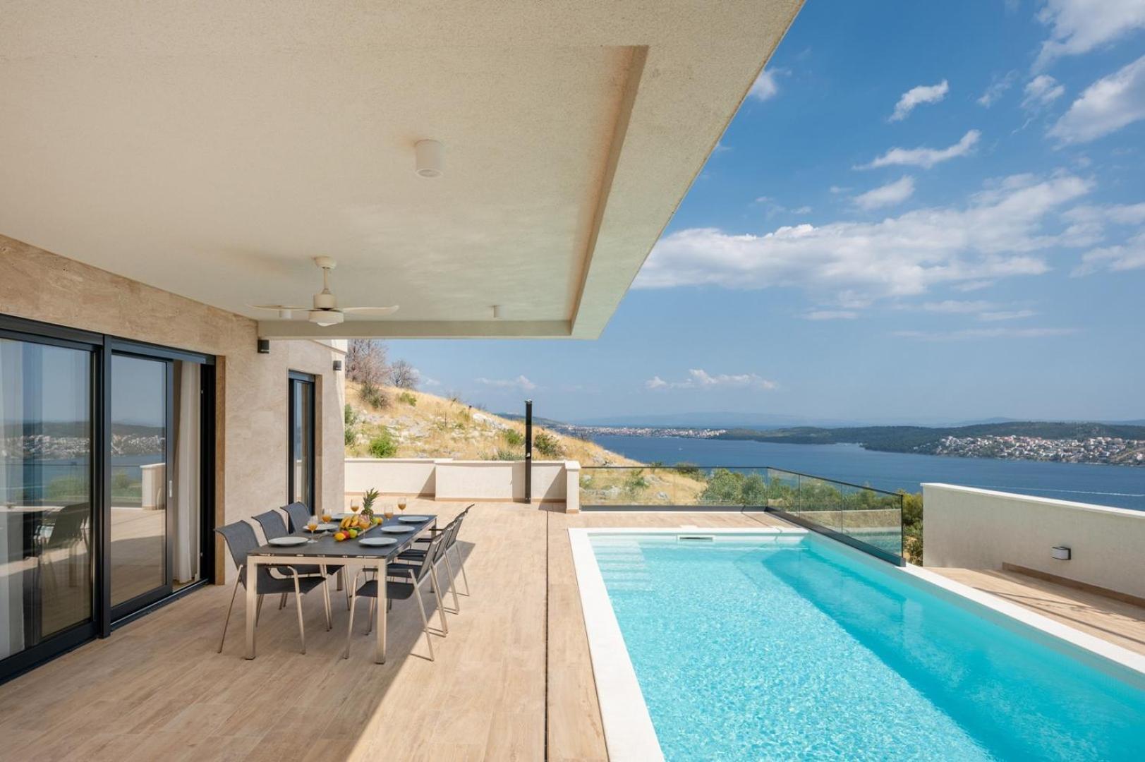 Villa with Private Pool photo 2